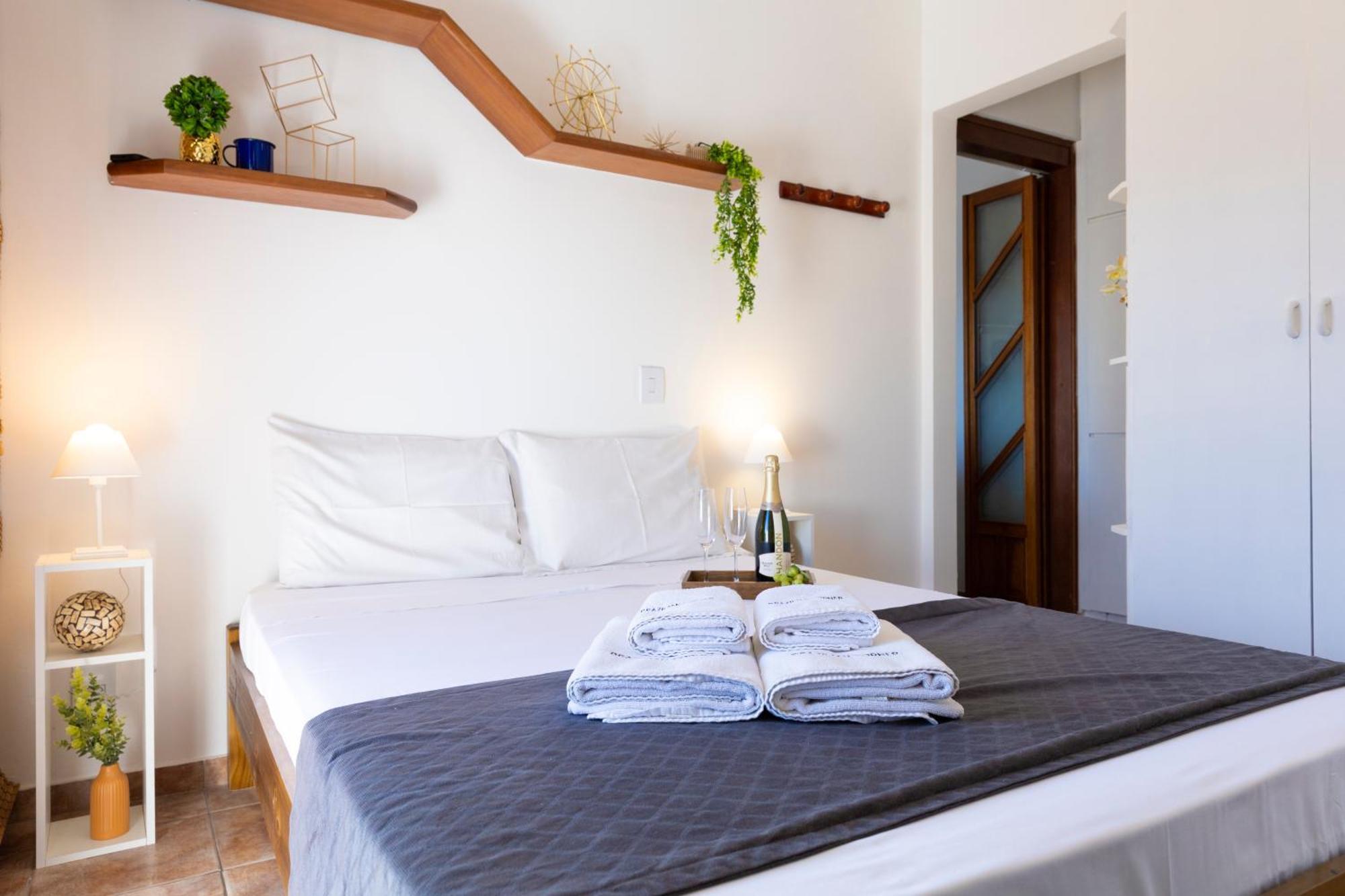 Moderno | Internet Ultra-veloz | Piscina | Ac Apartamento
