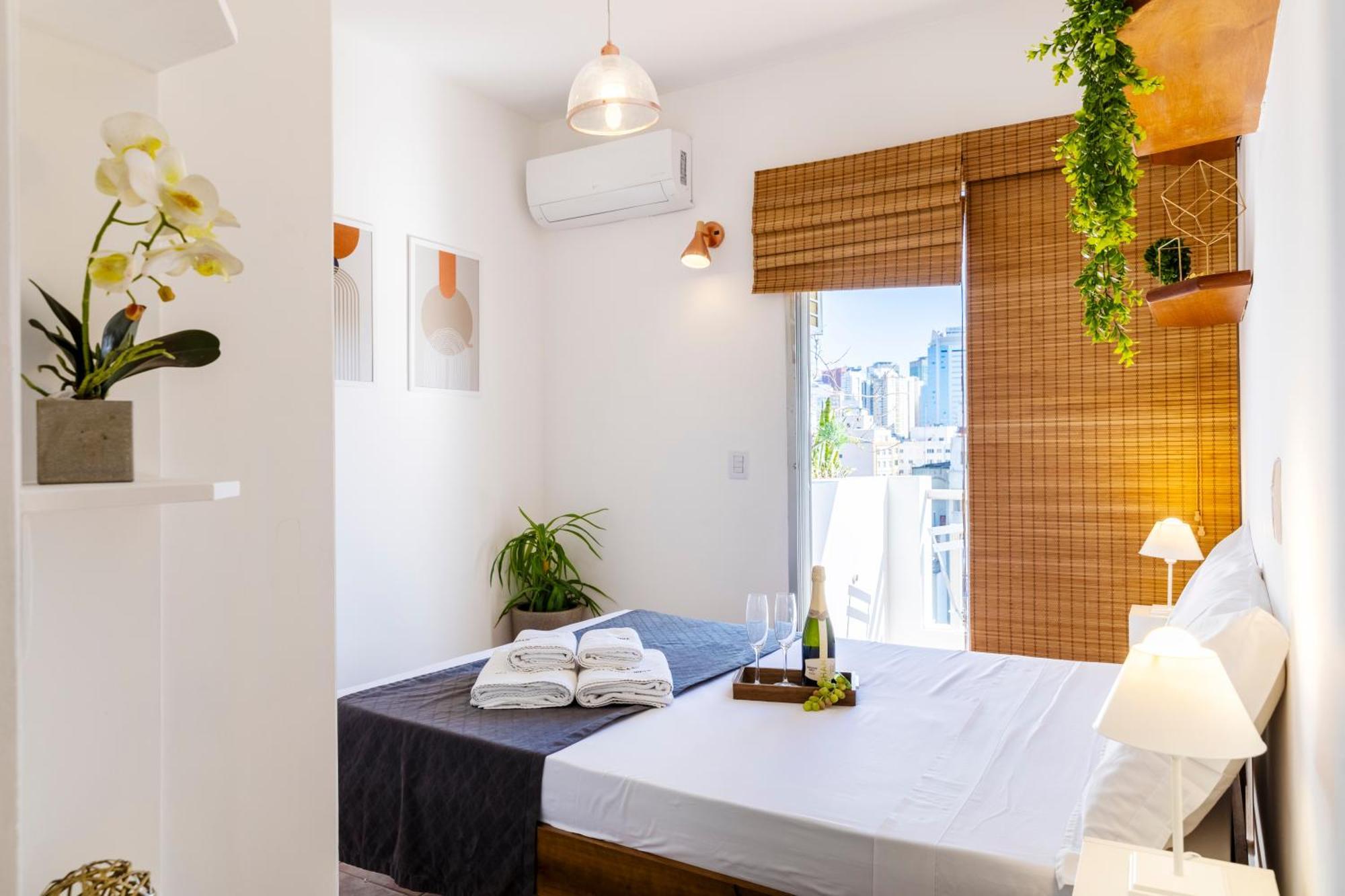 Moderno | Internet Ultra-veloz | Piscina | Ac Apartamento *