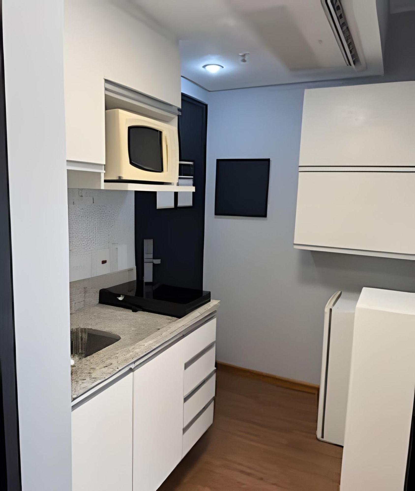 Lindo Flat Moema Prox. Ao Parque Ibirapuera *