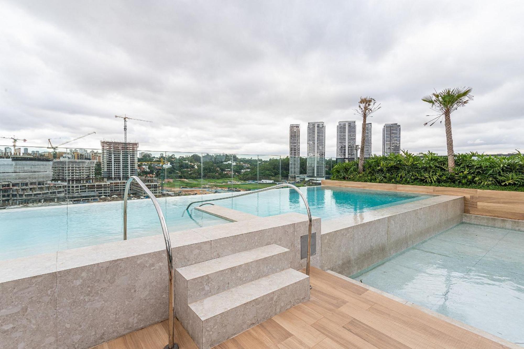 Apartamento Residencial Alto Padrao Proximo A Business Center Na Nacoes Unidas - Avnu