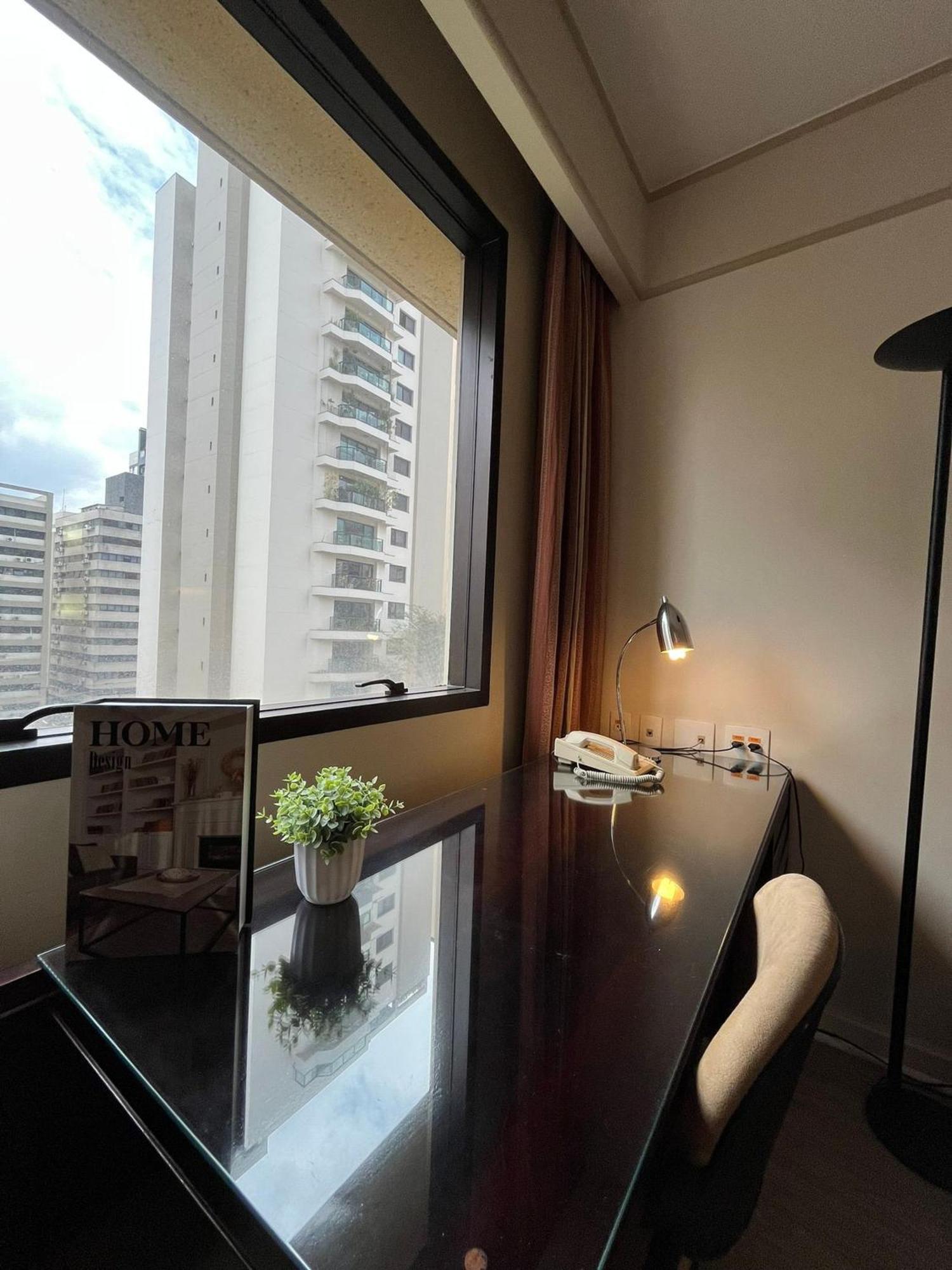 Flat No Itaim | Elegante E Aconchegante - Delfhy Apartamento