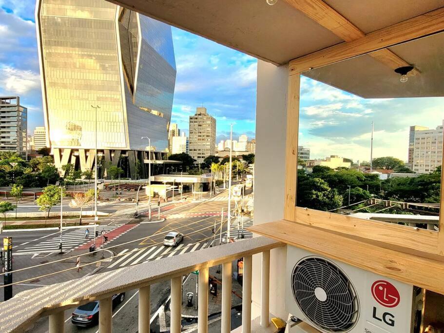 Apartamento Metro Faria Lima _ Estacionamento _limpeza Diaria *