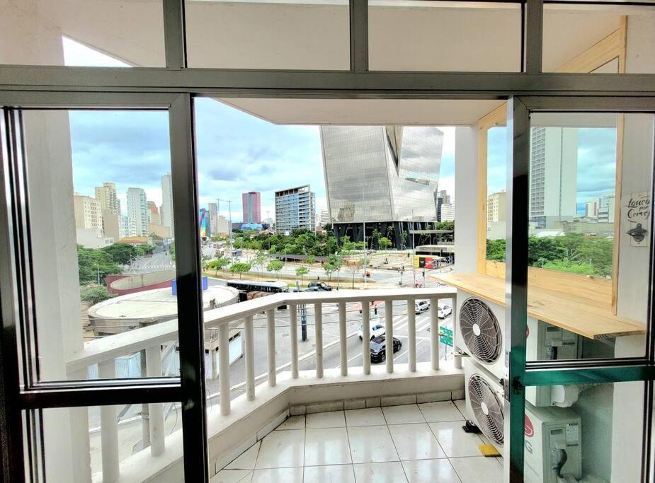 Metro Faria Lima _ Estacionamento _limpeza Diaria Apartamento São Paulo