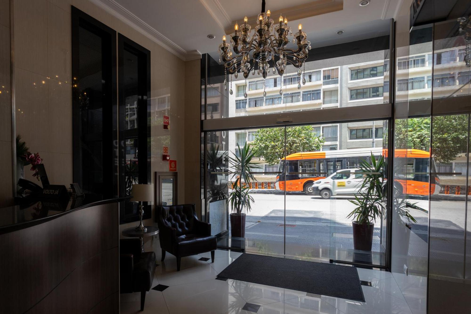 Hotel Amalia 4*