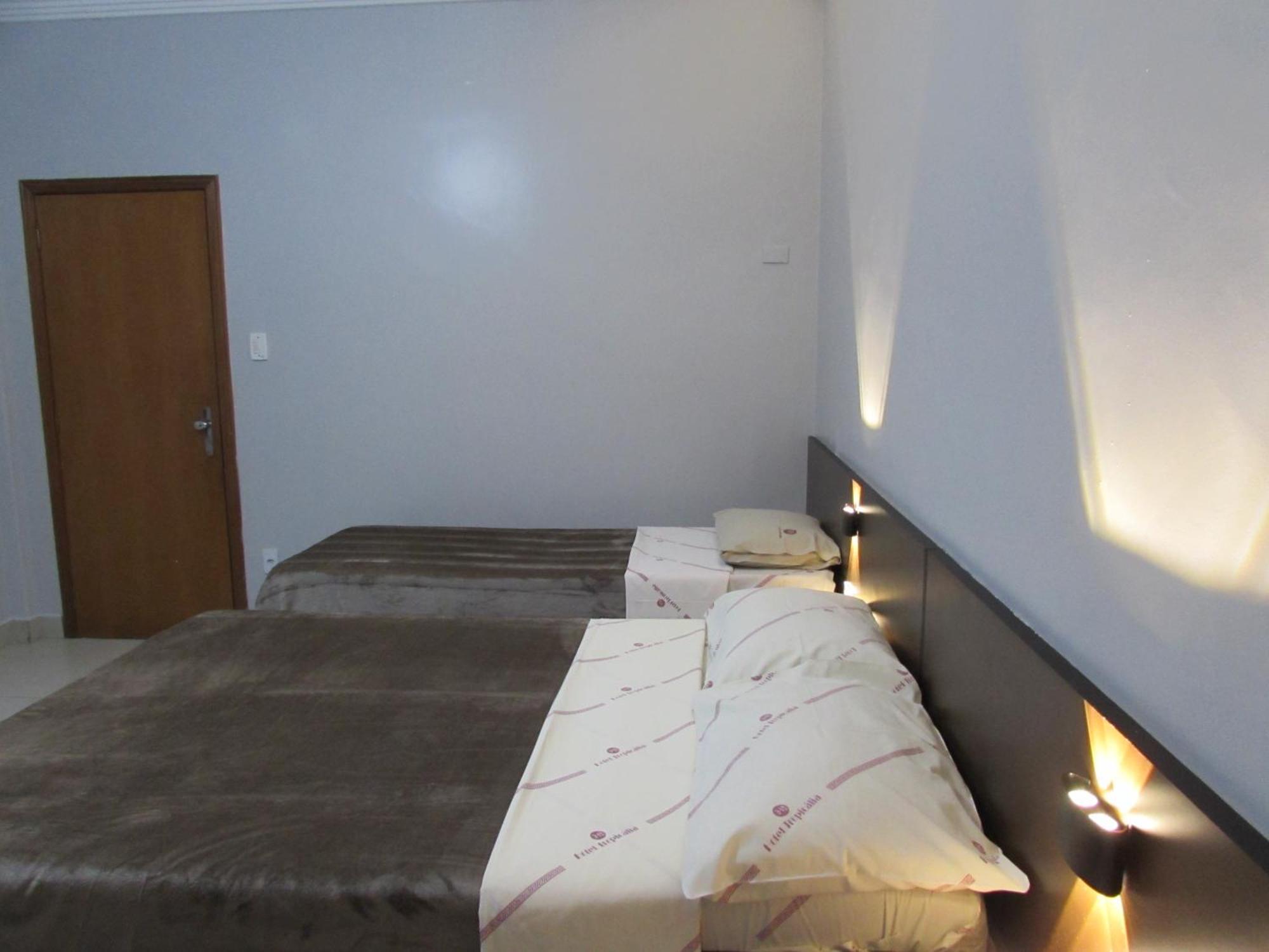 Hotel Tropicalia: Downtown Convenience With Parking 3*