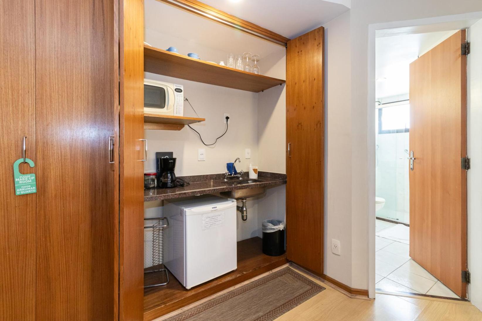 Aparthotel A1 Flats Red Pool Berrini *