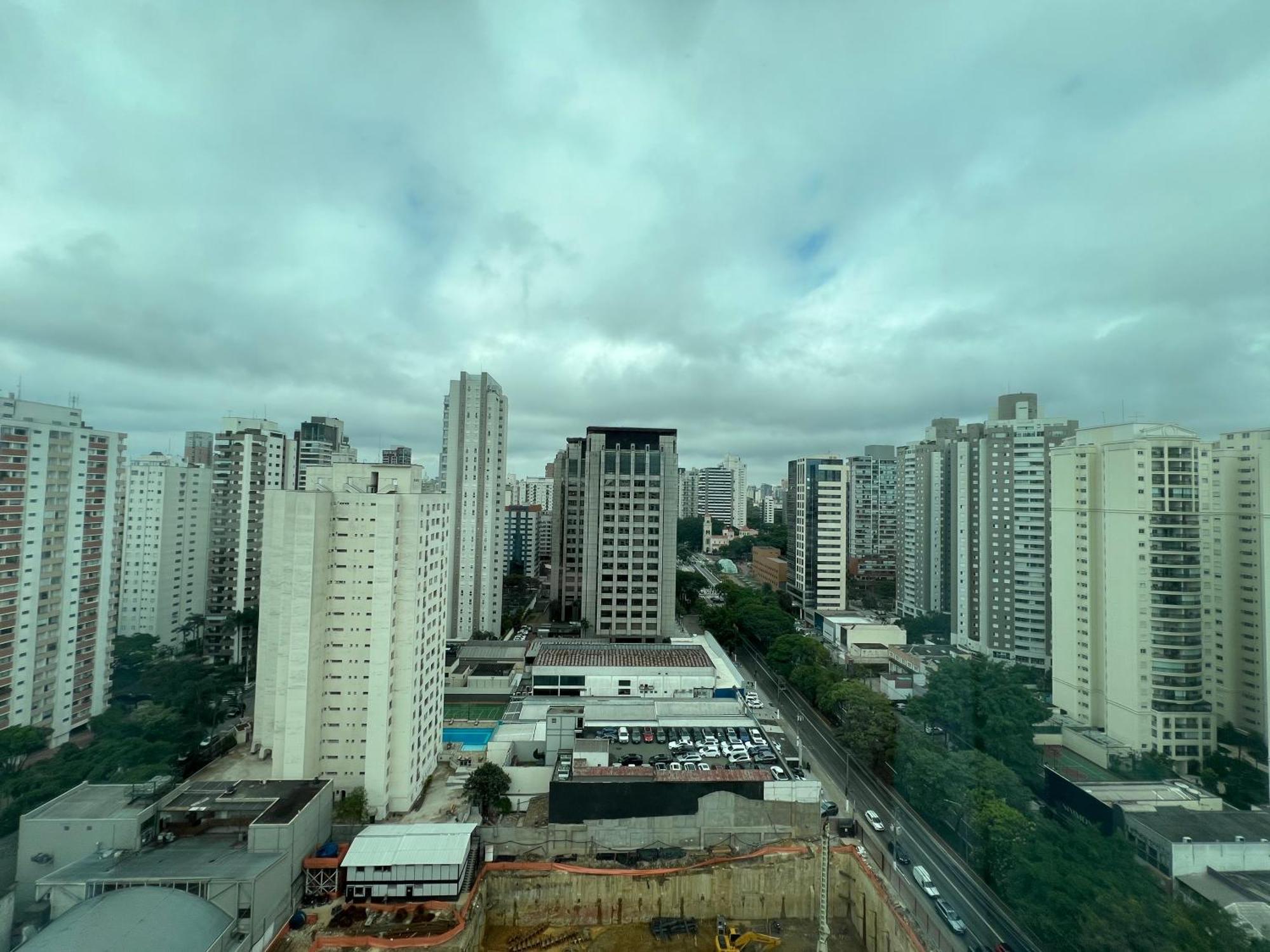 Hotel Av Ibirapuera 2534 Uh 1806 São Paulo