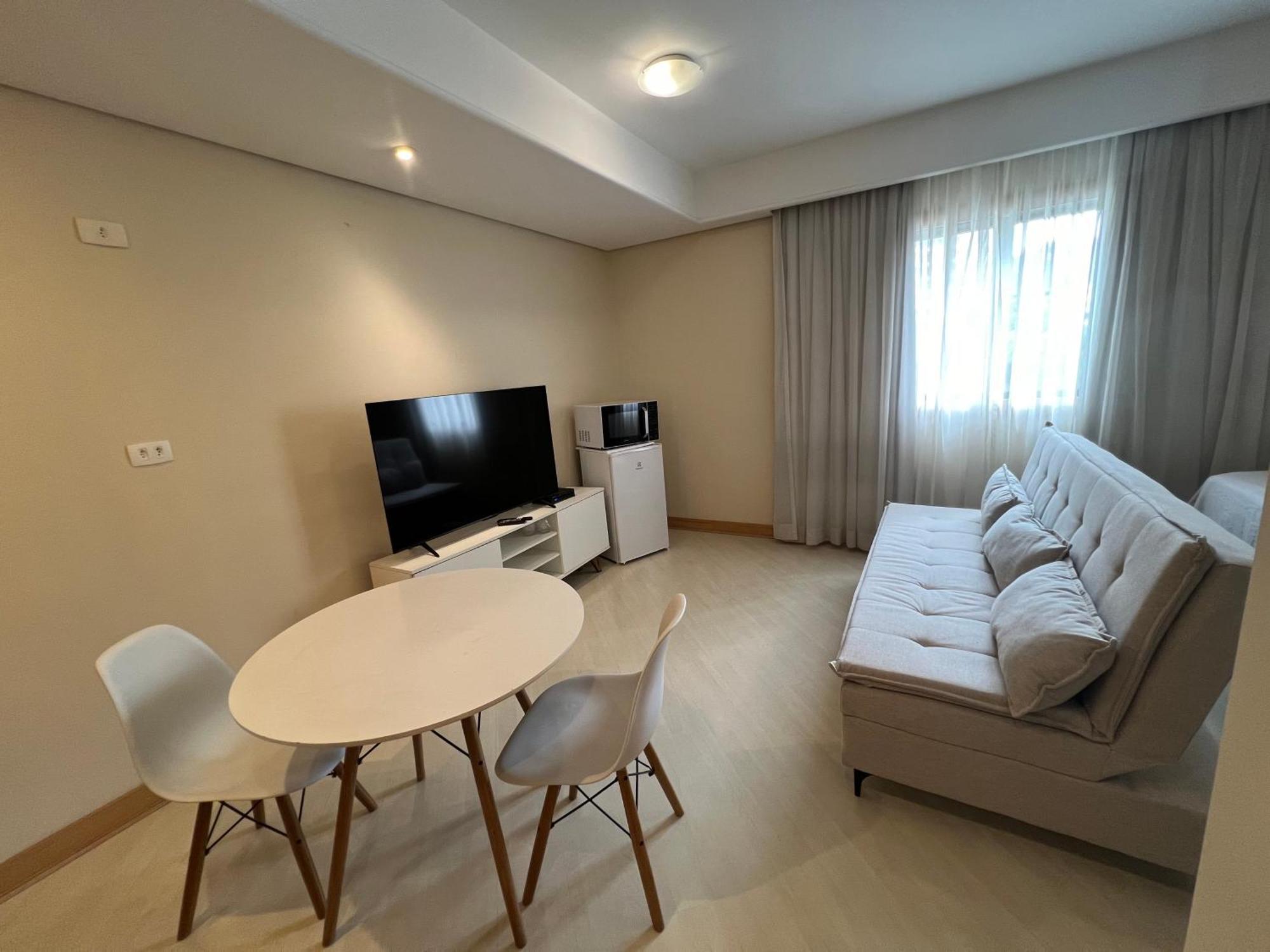 Biena Ibirapuera Uh407 * São Paulo