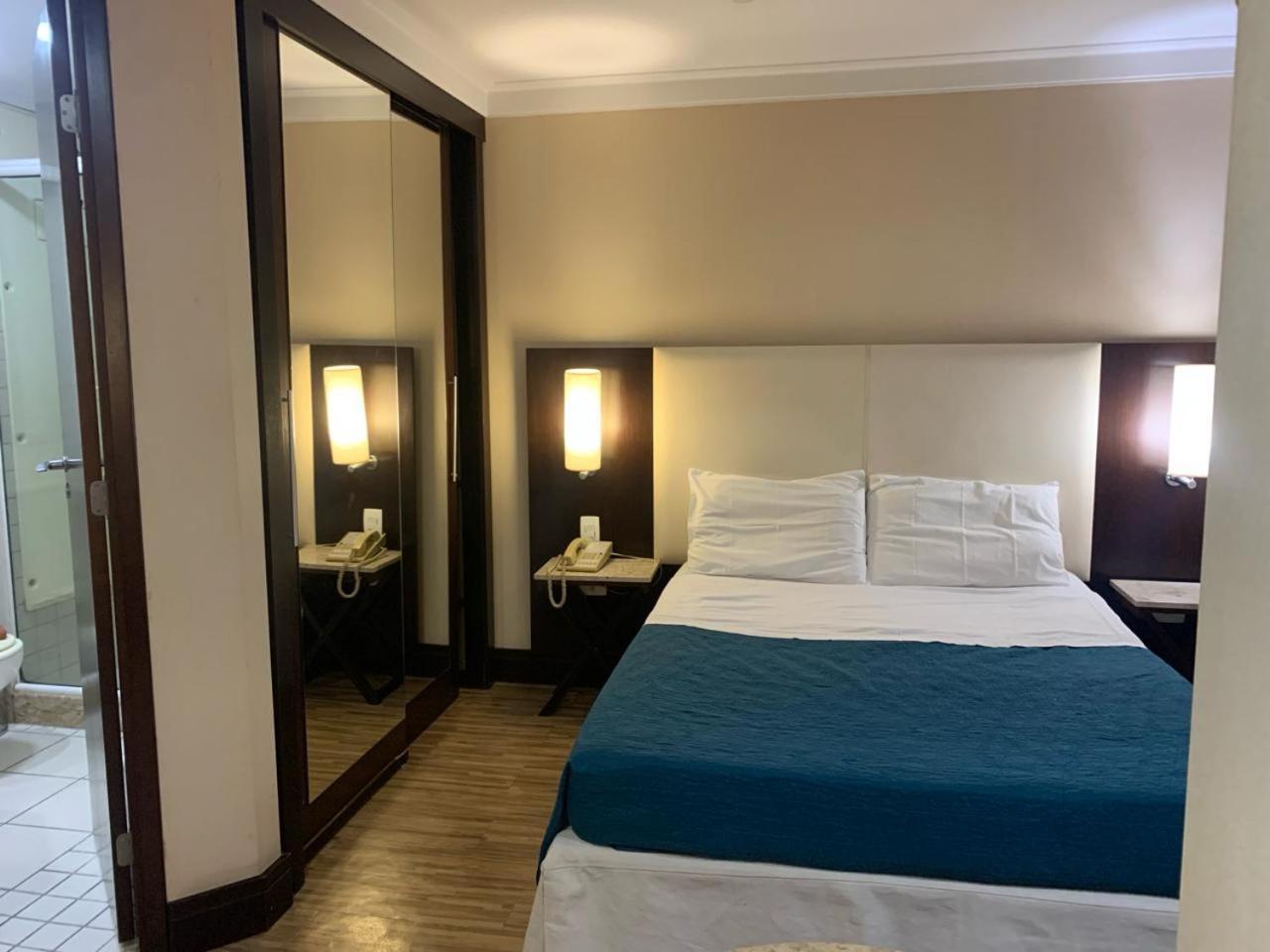 Flat Na Alameda Santos * São Paulo