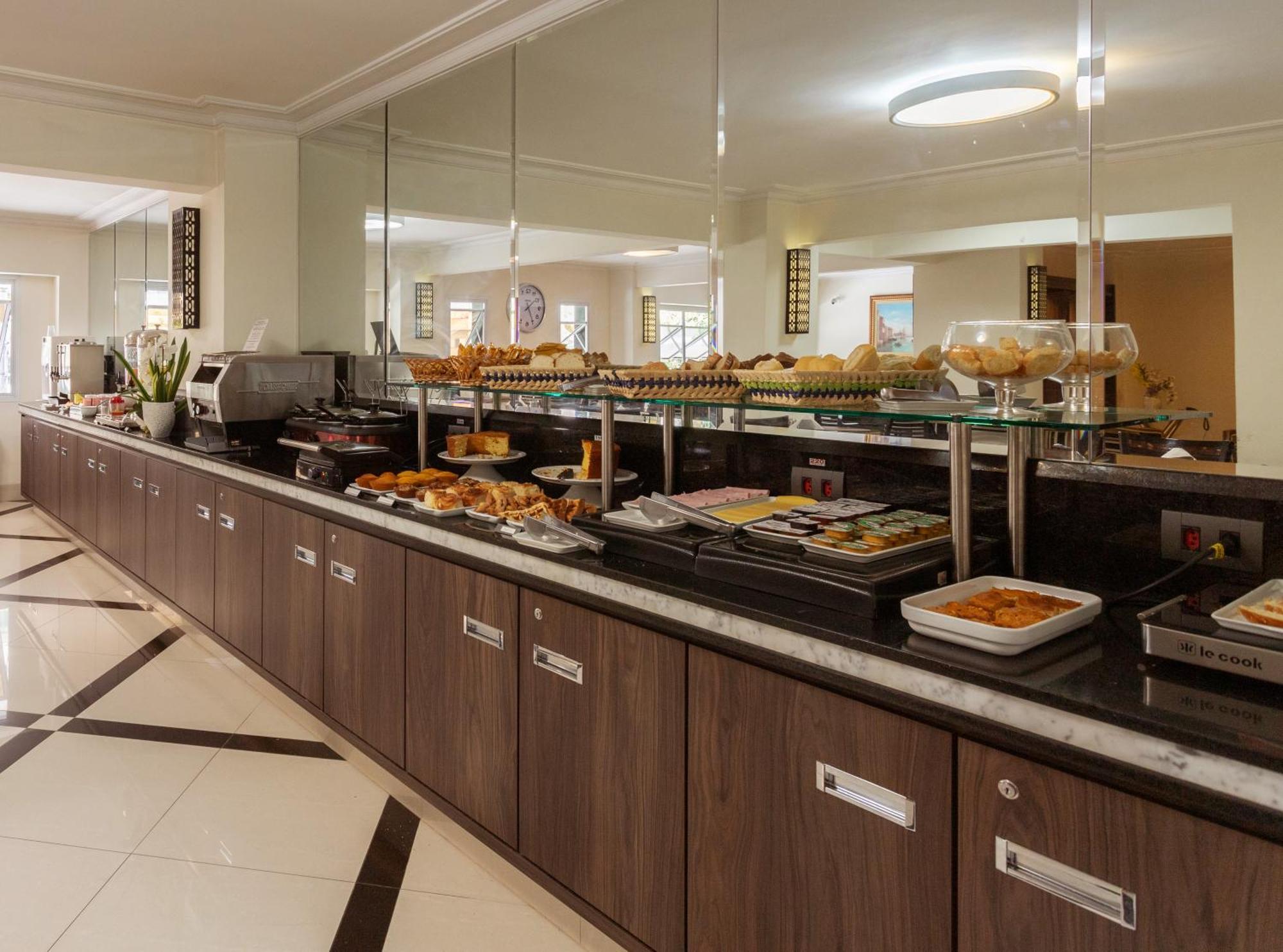 Amalia Hotel