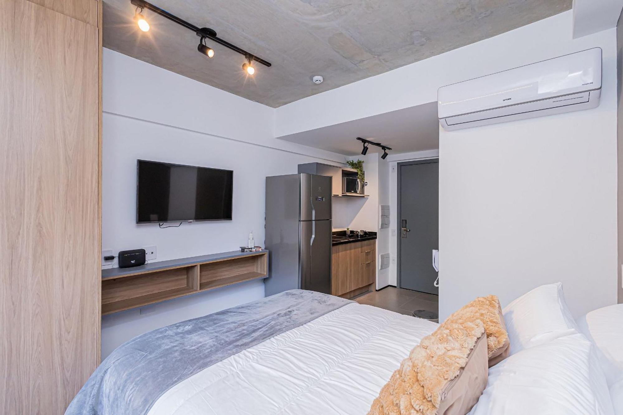 Apartment On Melo Alves *