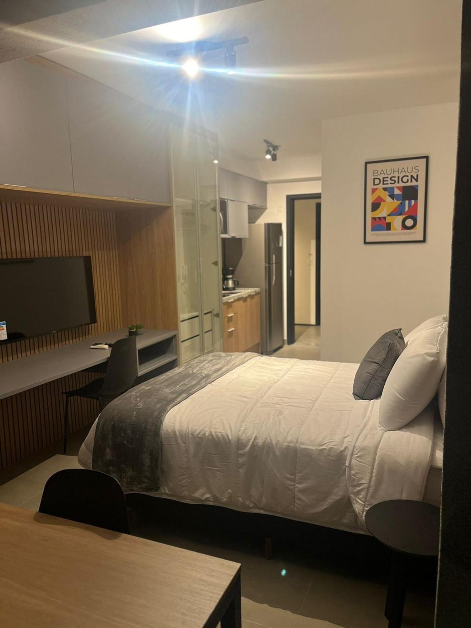 Em Predio Novo E Moderno - Moema Apartamento São Paulo