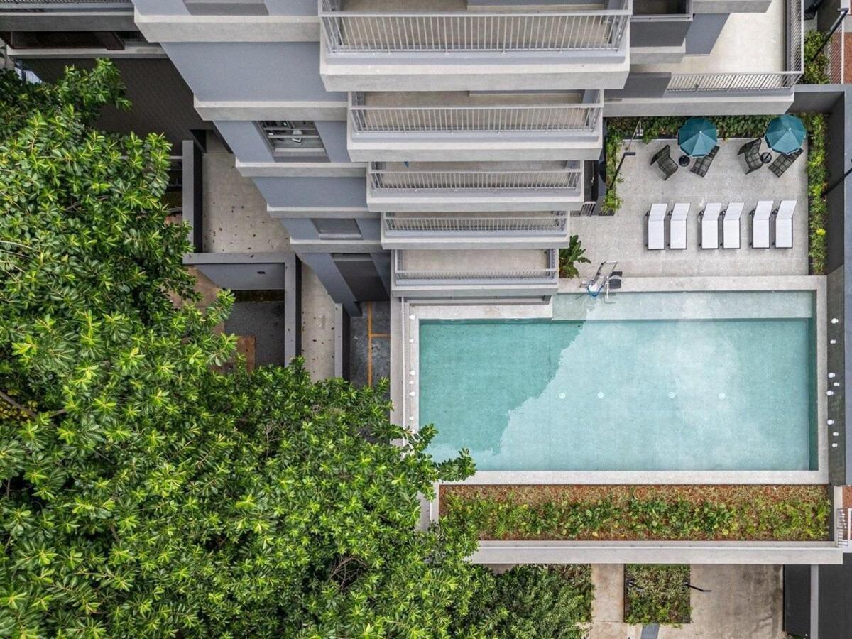 Em Predio Novo E Moderno - Moema Apartamento