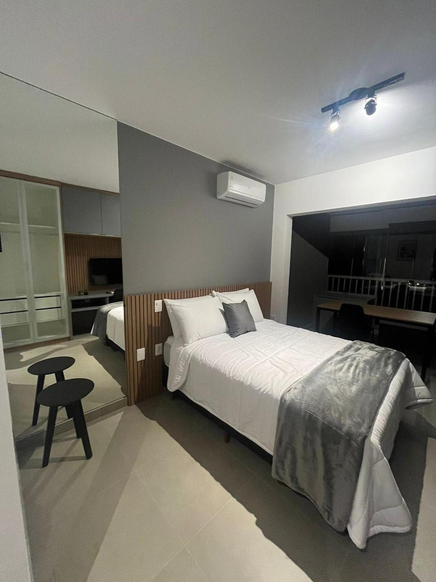 Em Predio Novo E Moderno - Moema Apartamento São Paulo