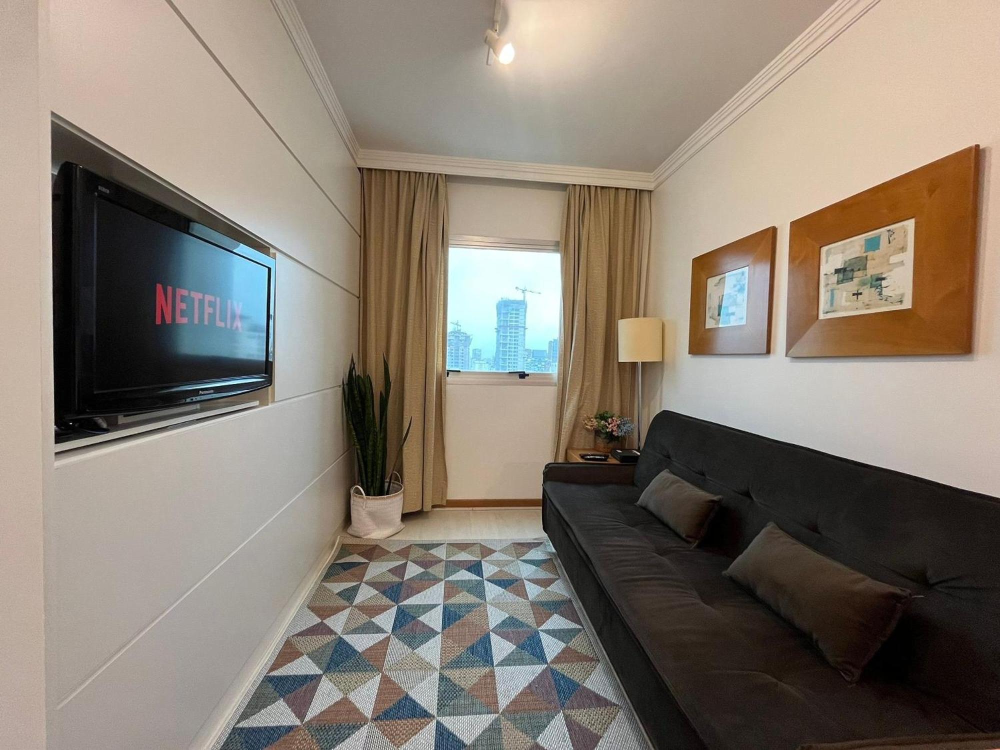 Flat Na Oscar Freire | Delfhy *