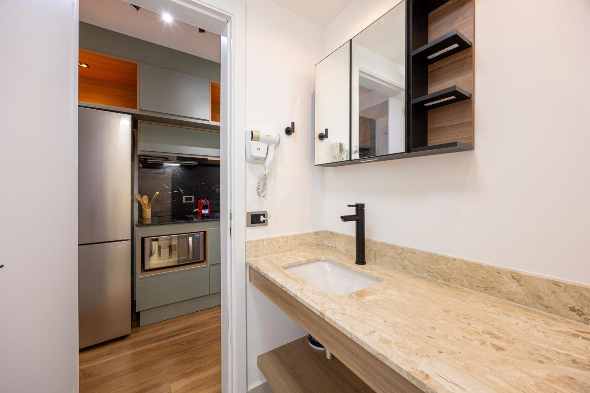 Apartamento Easy Star - Com Varanda Em Moema. - Ns01i *