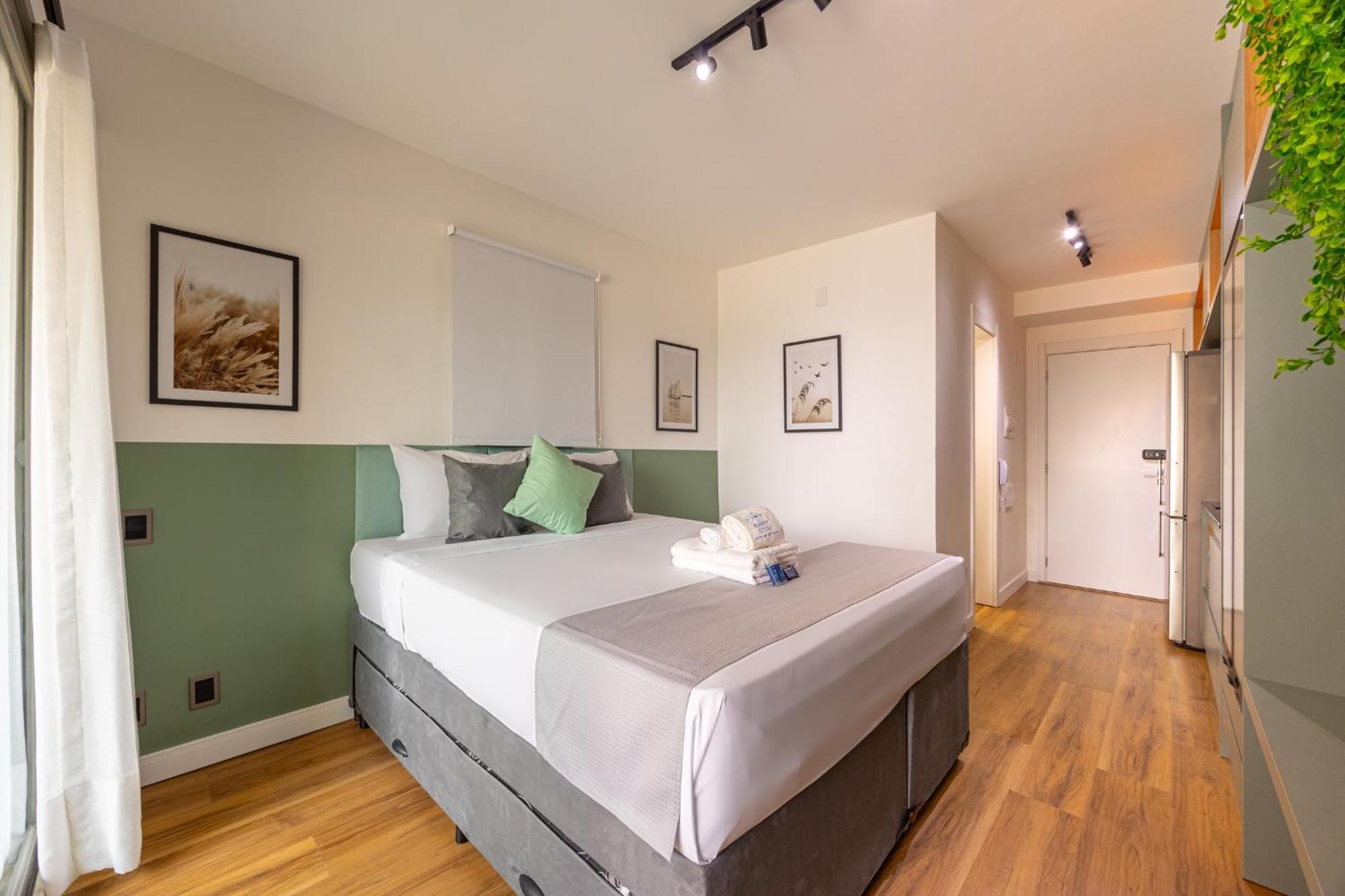 Apartamento Easy Star - Com Varanda Em Moema. - Ns01i *