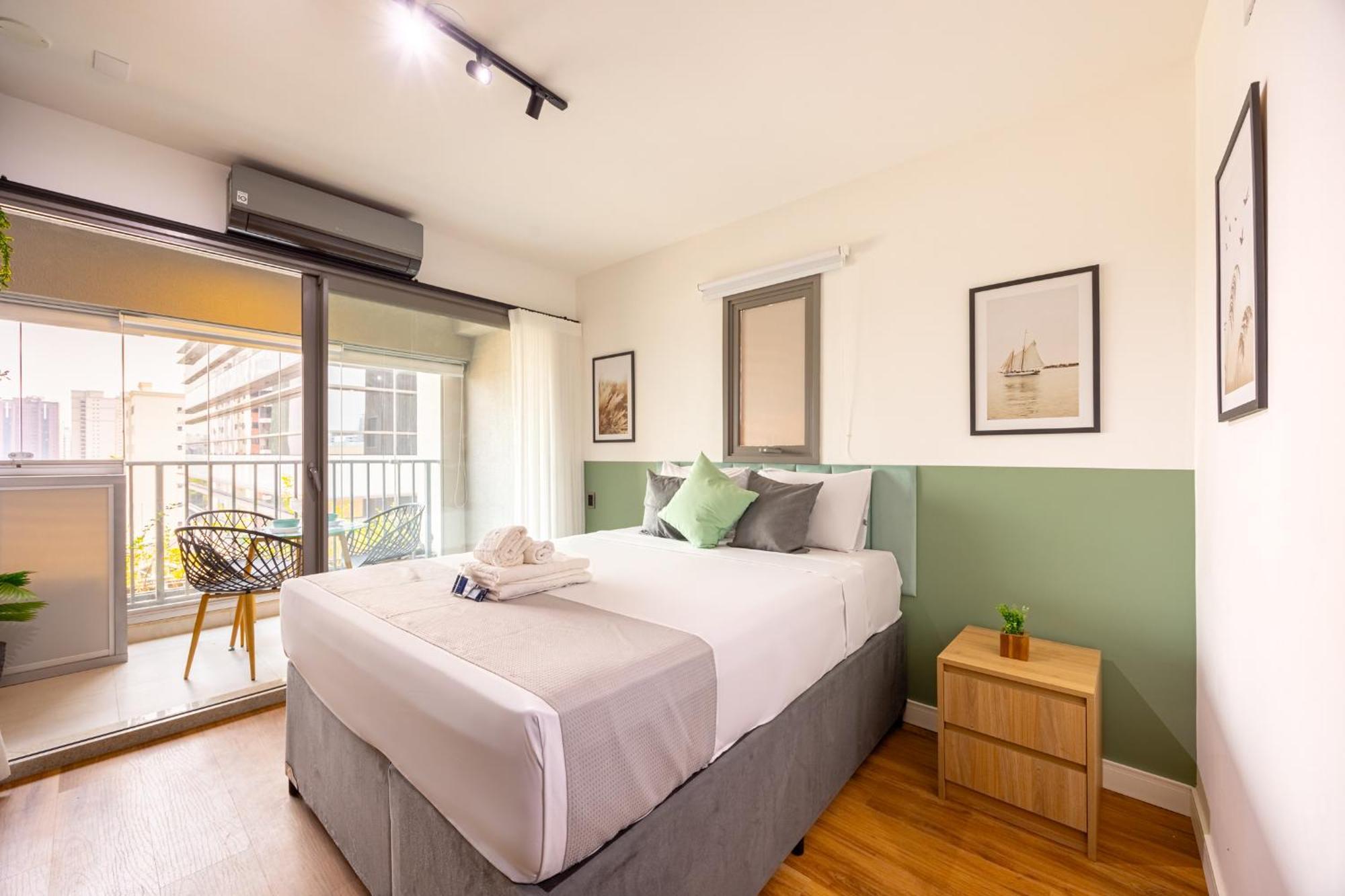 Apartamento Easy Star - Com Varanda Em Moema. - Ns01i