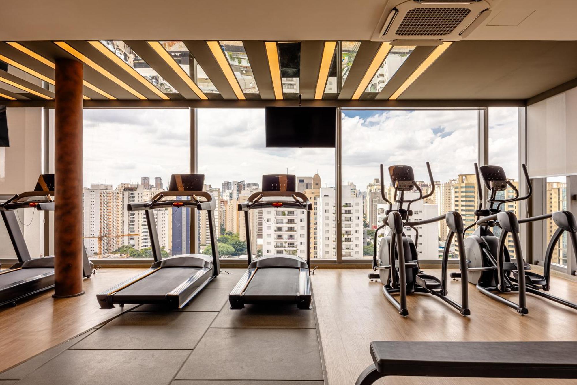 Easy Star - Com Varanda Em Moema. - Ns01i Apartamento São Paulo