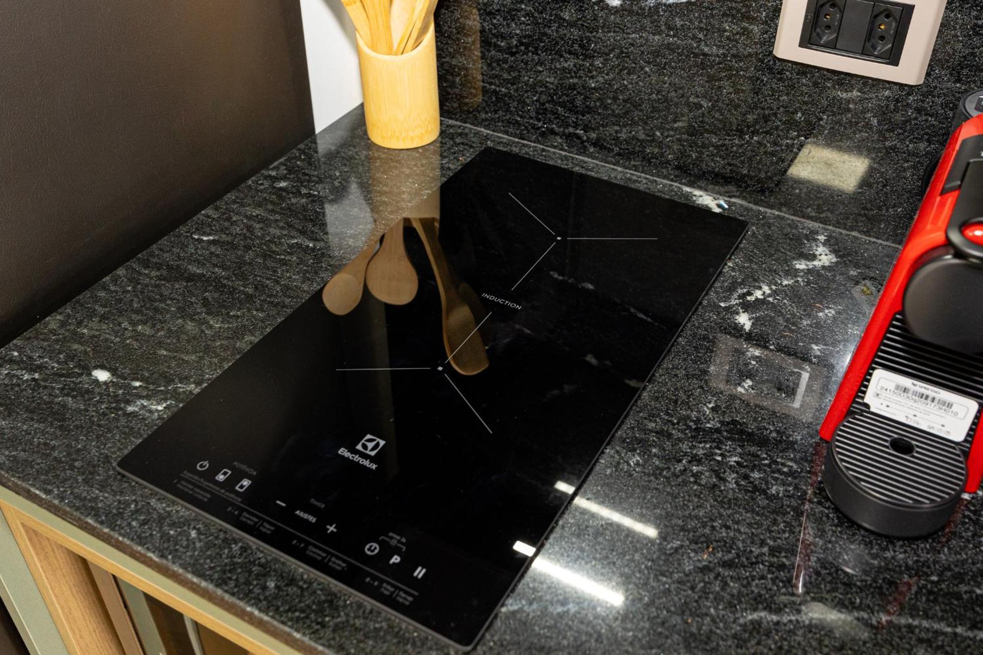 Easy Star - Com Varanda Em Moema. - Ns01i Apartamento São Paulo