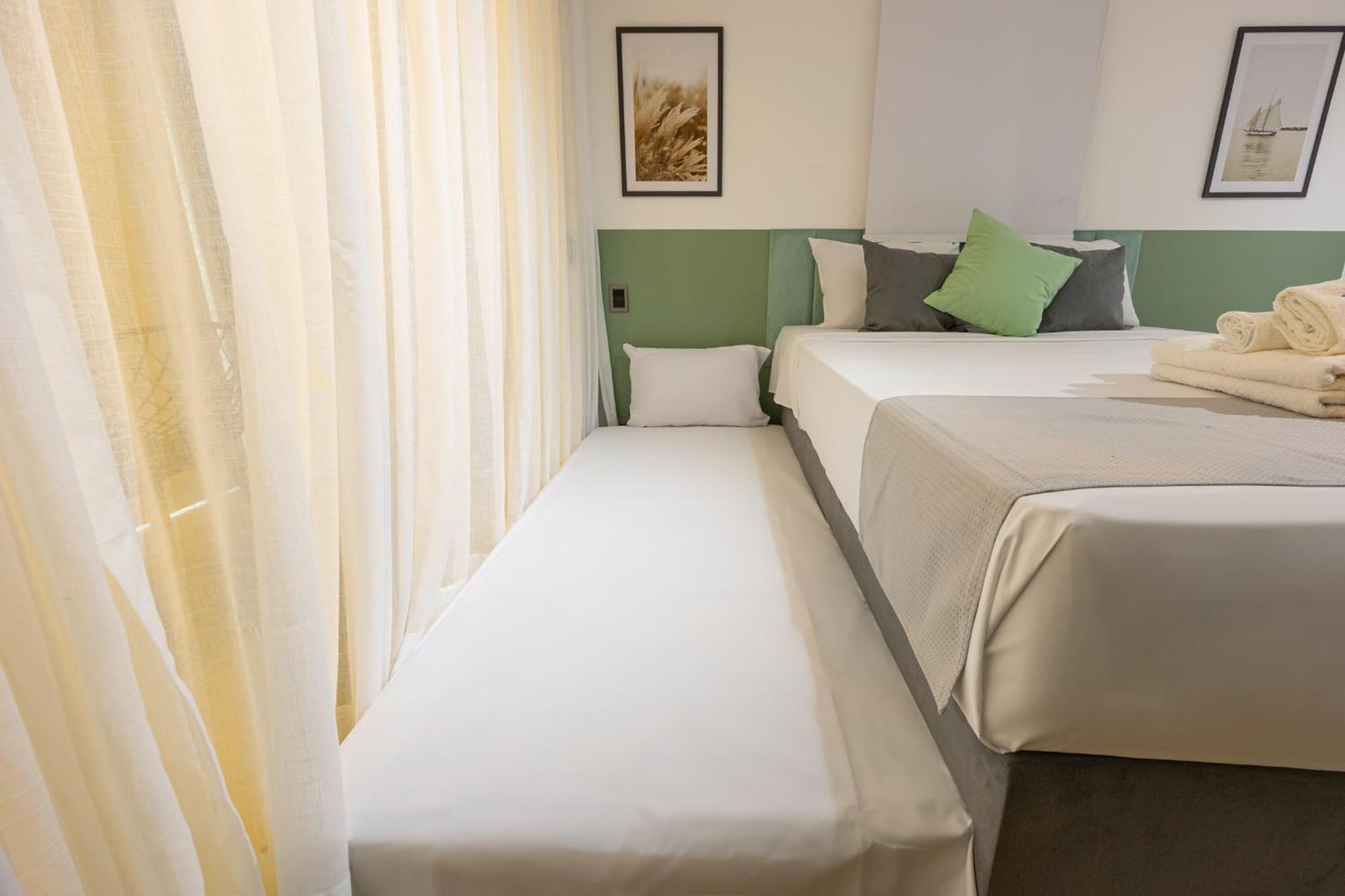 Apartamento Easy Star - Com Varanda Em Moema. - Ns01i *