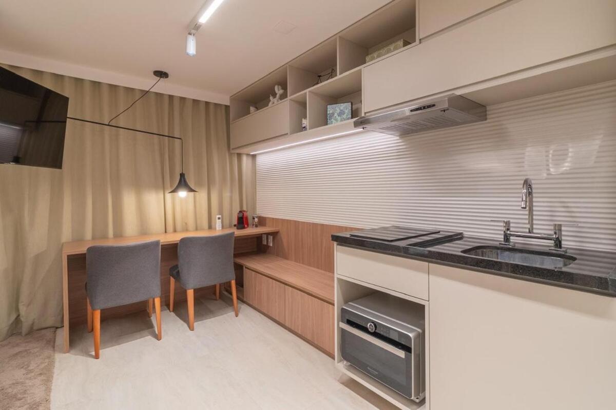 |metro Oscar Freire. Apartamento *
