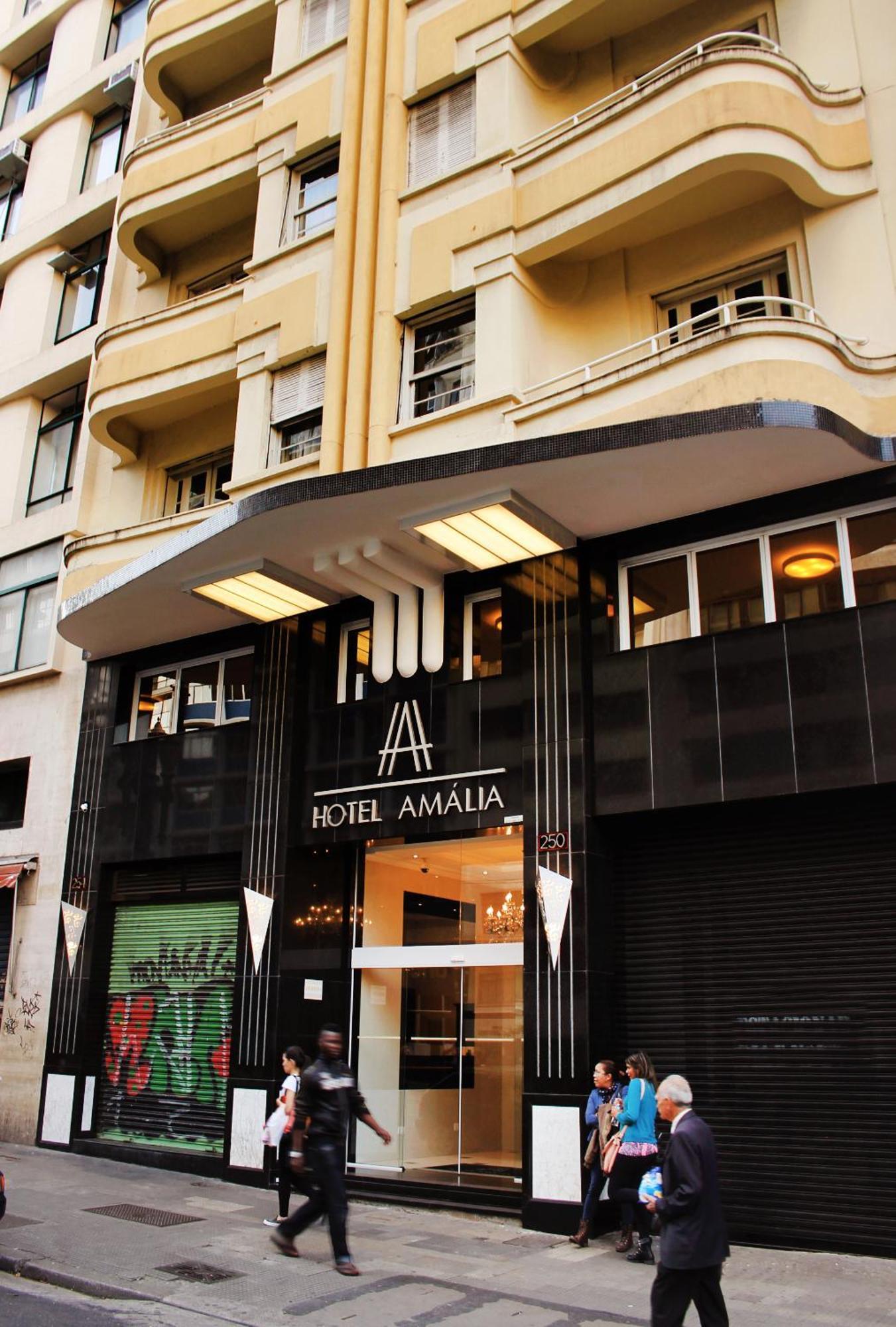 Amalia Hotel 4*