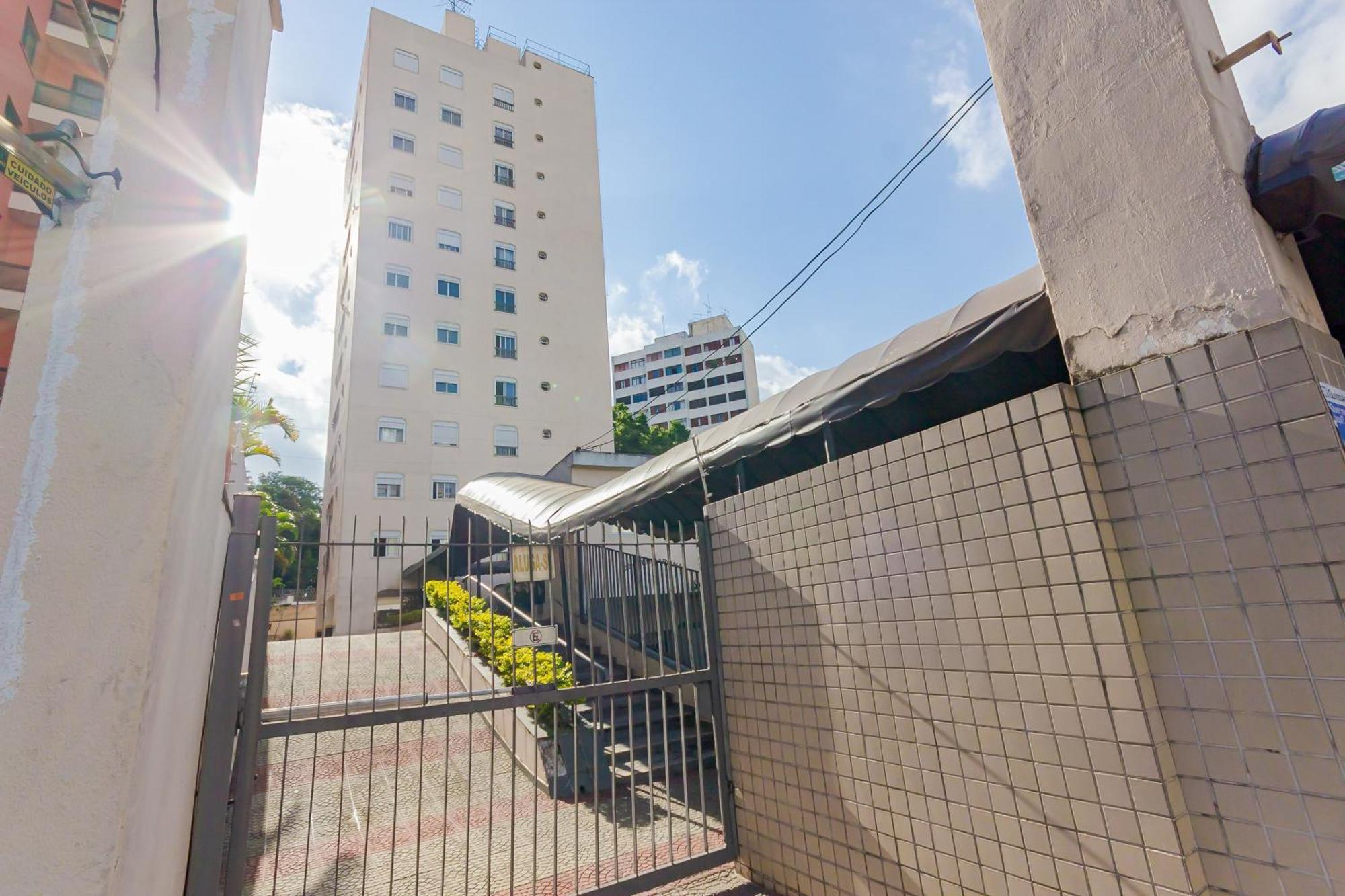 111 - Proximo Ao Metro Santa Cruz Apartamento *