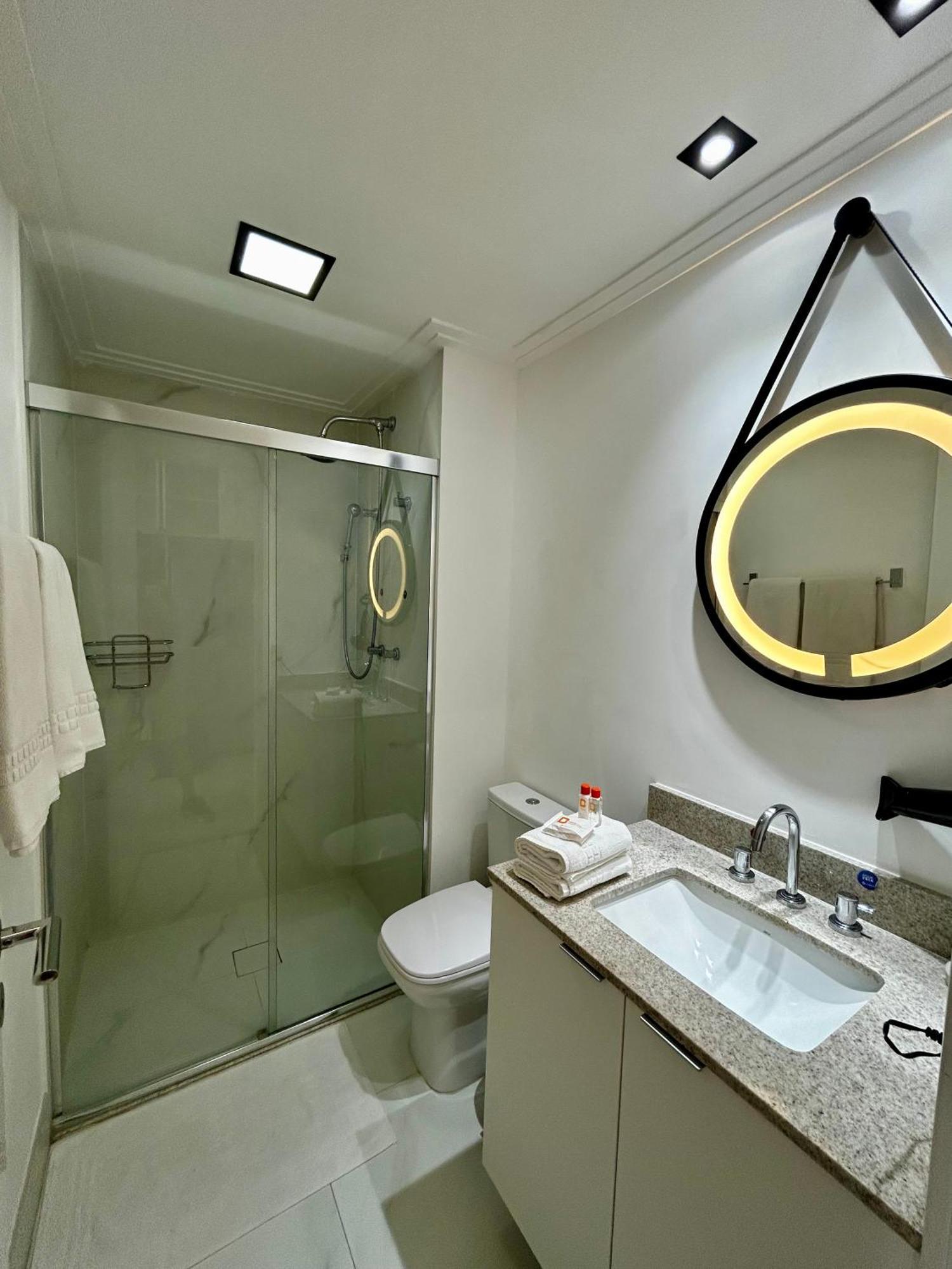 Apartamento Em De Luxo-ar Condicinado-perto Do Aeroporto-parque Ibirapuera-metro-aacd-medplex-casv São Paulo