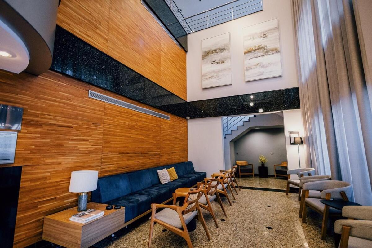 512 - 512 - Localizado Em Renomado - Apartamento