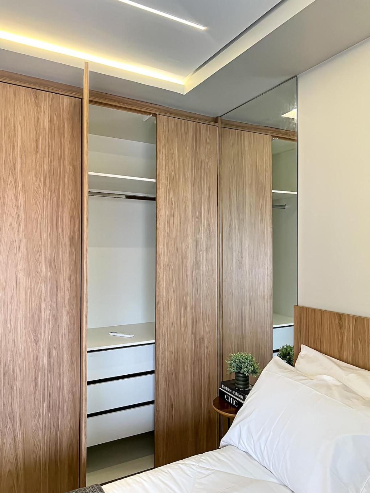 Apartment Espacoso Com Sofa-cama, 230m Do Metro *