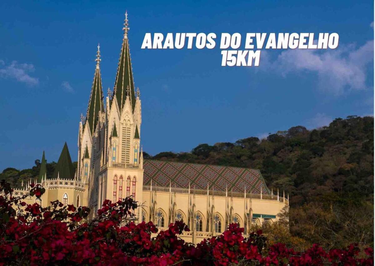 Apartamento Espacoso Com 02 Quartos No Bairro Tremembe - Tucuruvi