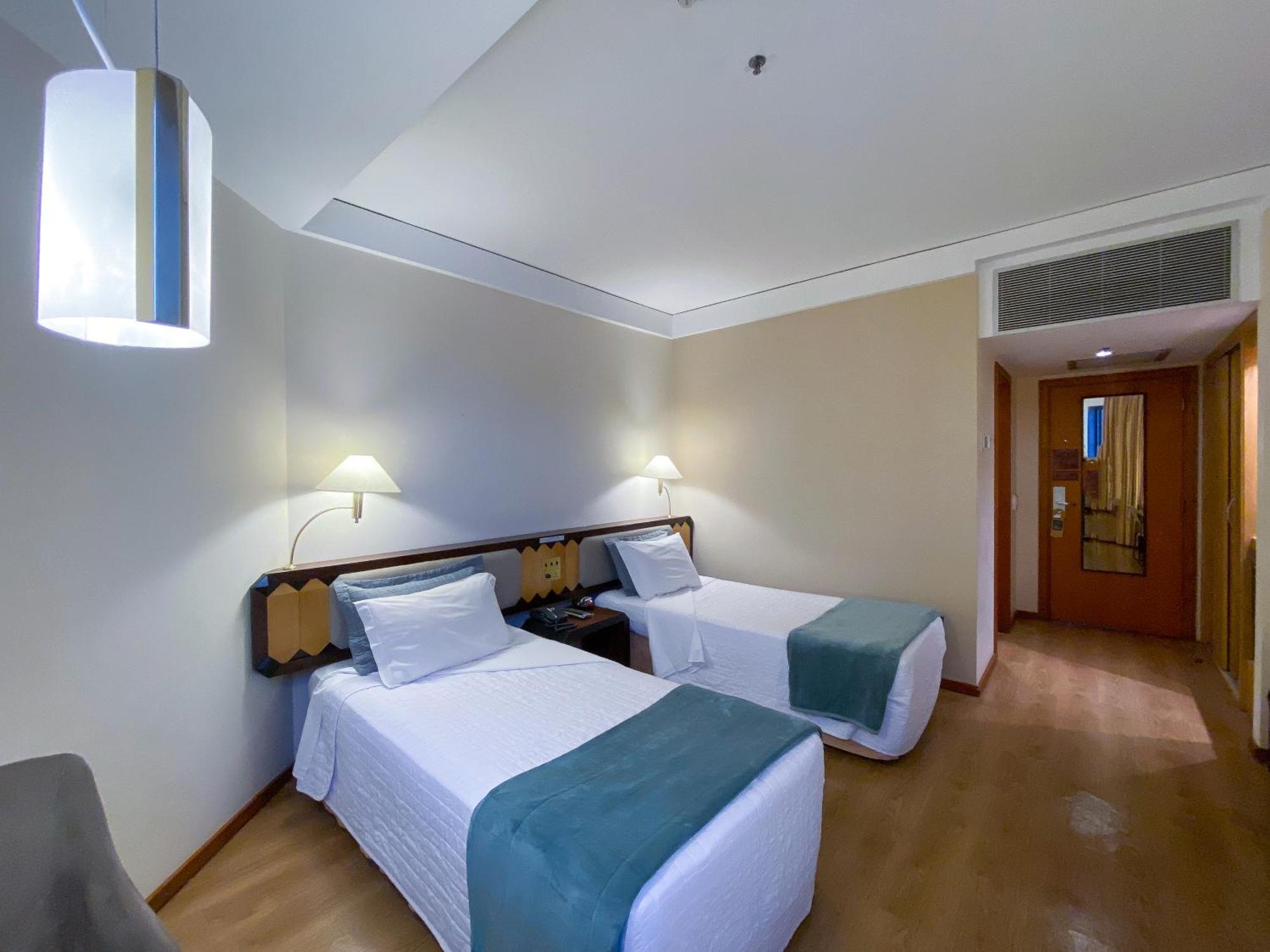 Golden Tower Pinheiros By Fenix