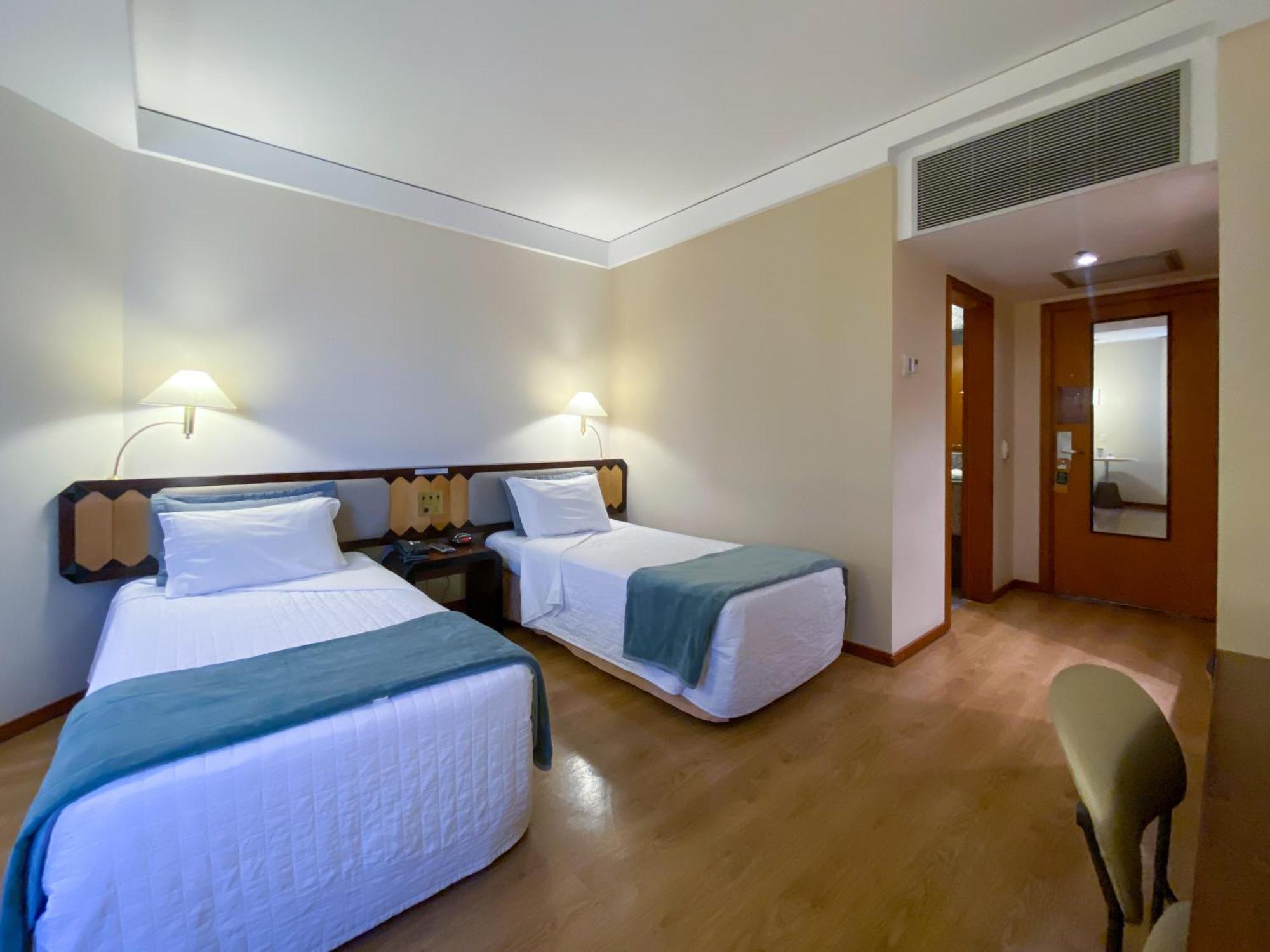 Golden Tower Pinheiros By Fenix