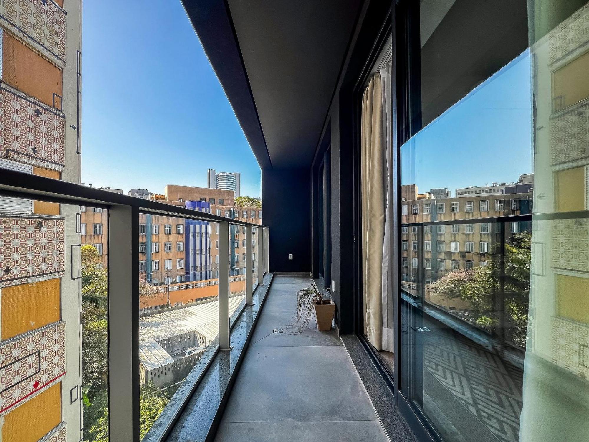 Arvo Reboucas Apartamento *