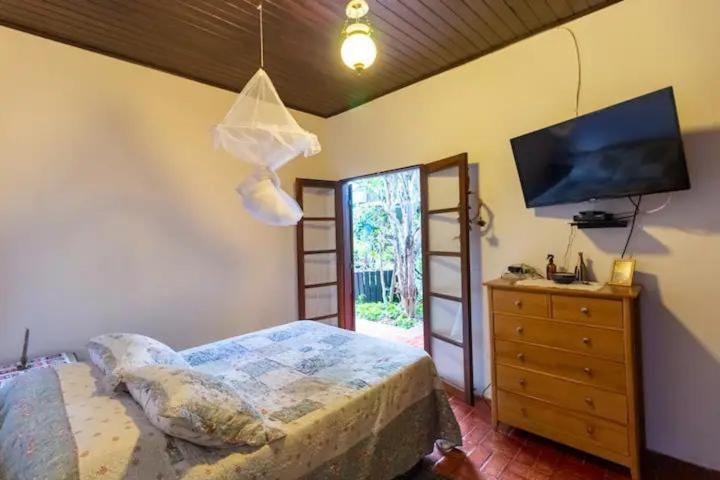 Casa Espacosa, Jardim Enorme, Refugio Natureza Sp Pousada *