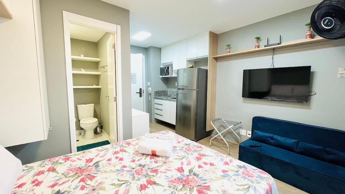 Apartment Ap Com Ar Condicionado, A 100 Passos Do Metro Bras