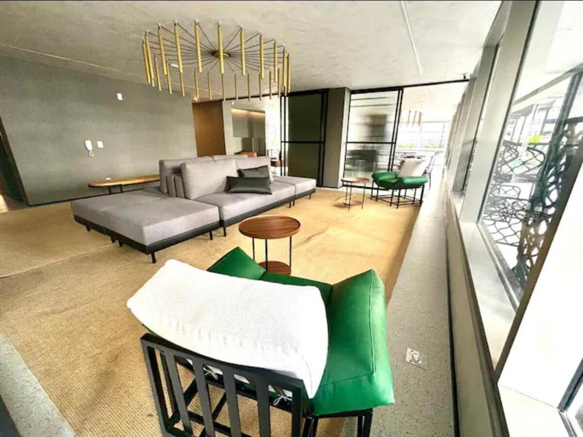Com Design Sofisticado Moema *
