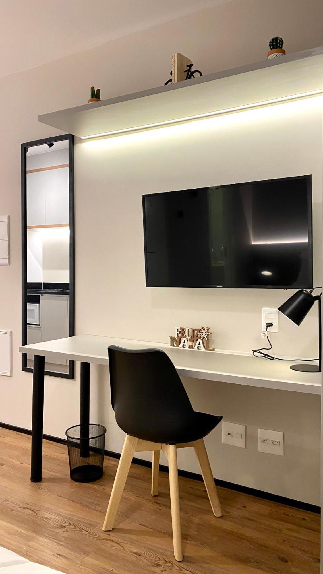 No Metro Madalena A 6min Av Paulista Apartment