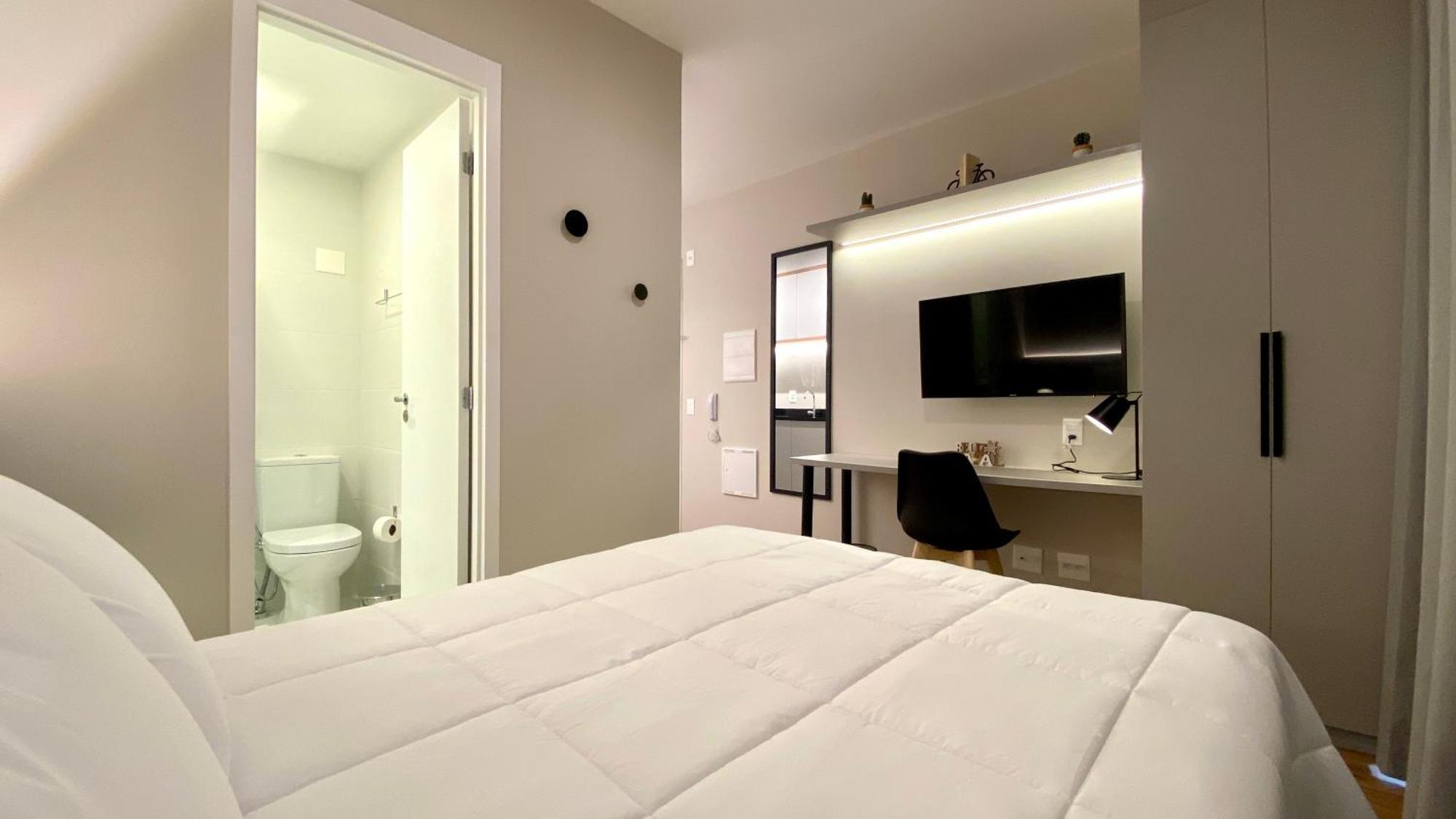 No Metro Madalena A 6min Av Paulista Apartment