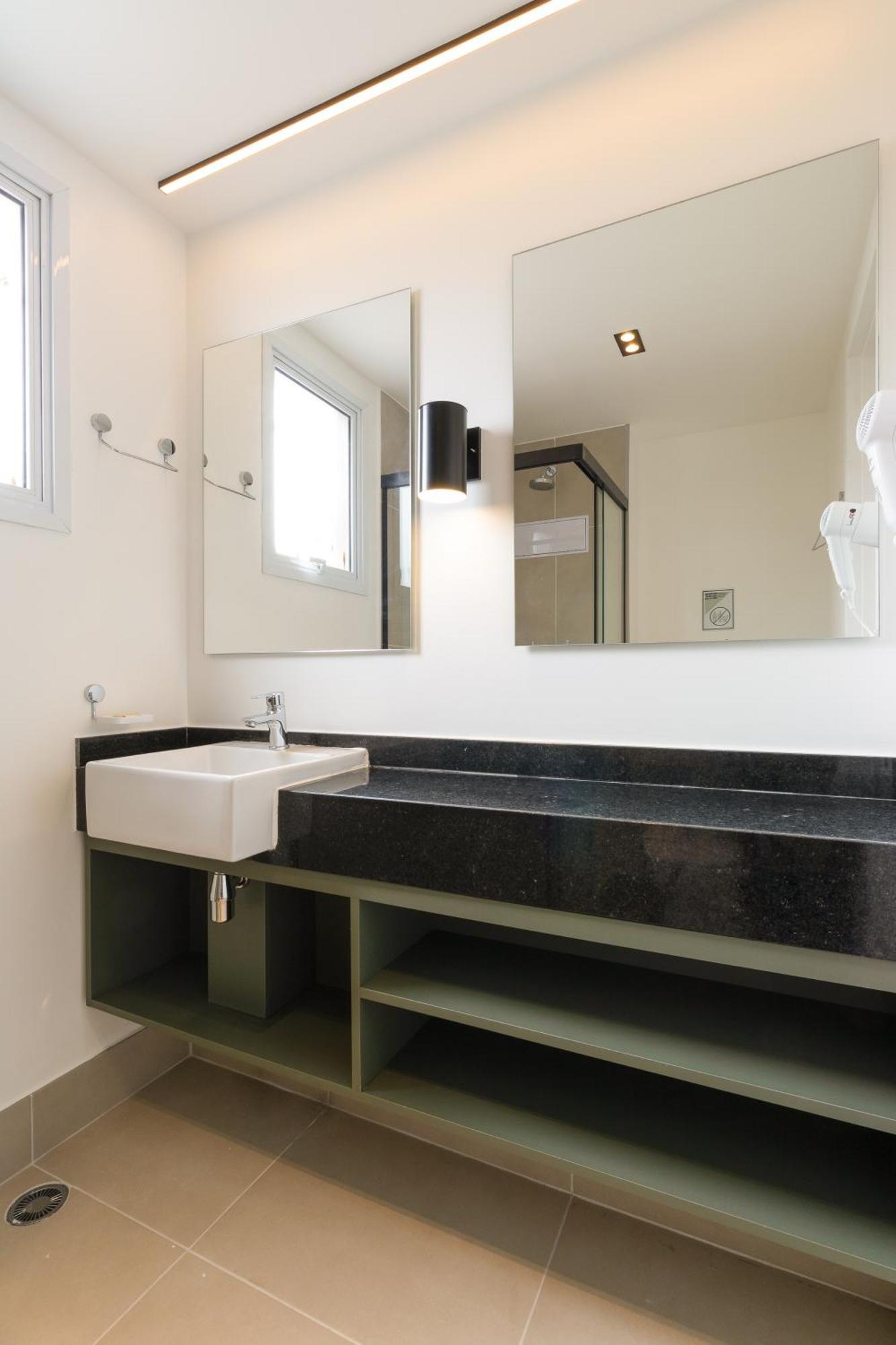 Apartamento Bhomy Romana - 15min Allianz Pq Rm42
