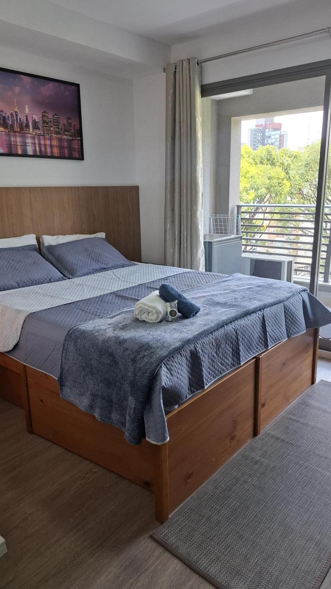 Novo A Duas Quadras Do Allianz - Cama Queen *