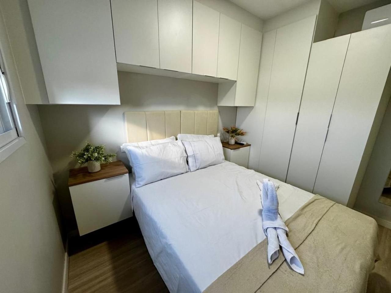 Apto Moema Ii Com Piscina E Ar/metro Eucaliptos Apartamento *