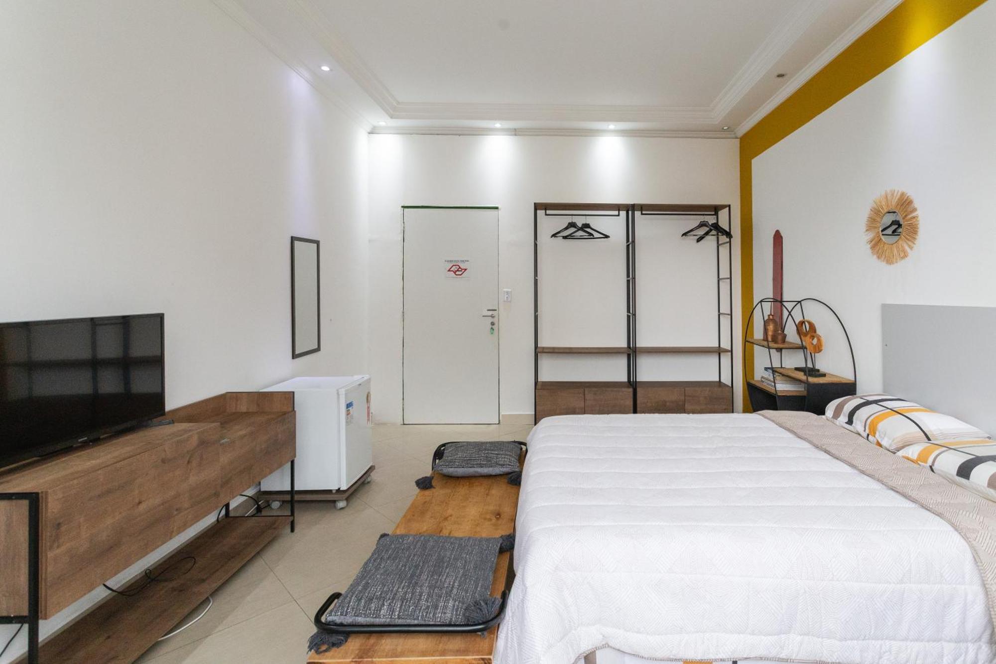Coliving Sao Joao - Quartos Por Temporada Apartamento