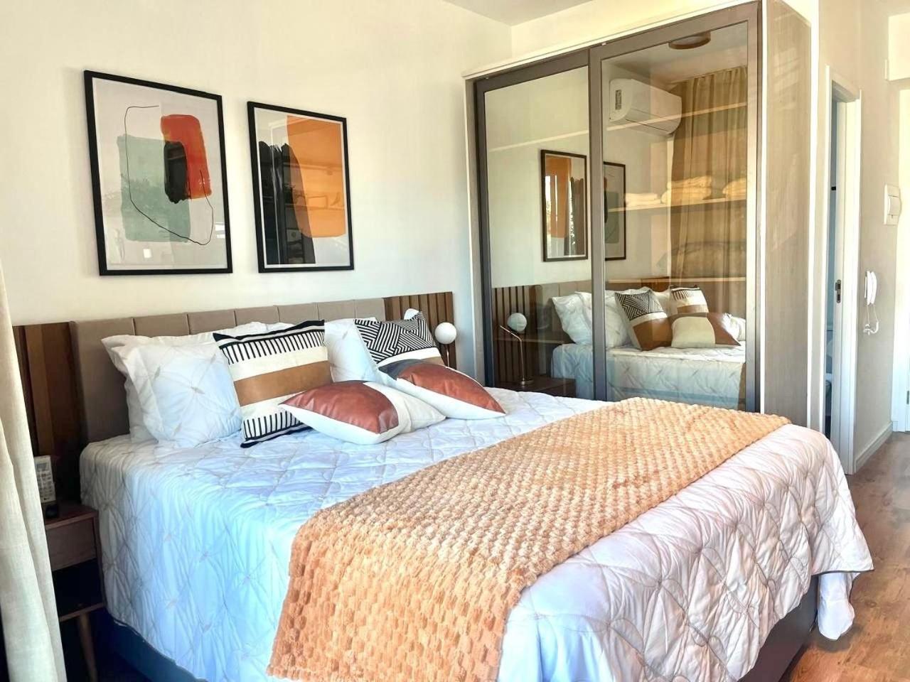 Rooftop - Garagem, Cama Queen, A/c E Piscina - V. Madalena - 15 Min Da Faria Lima *