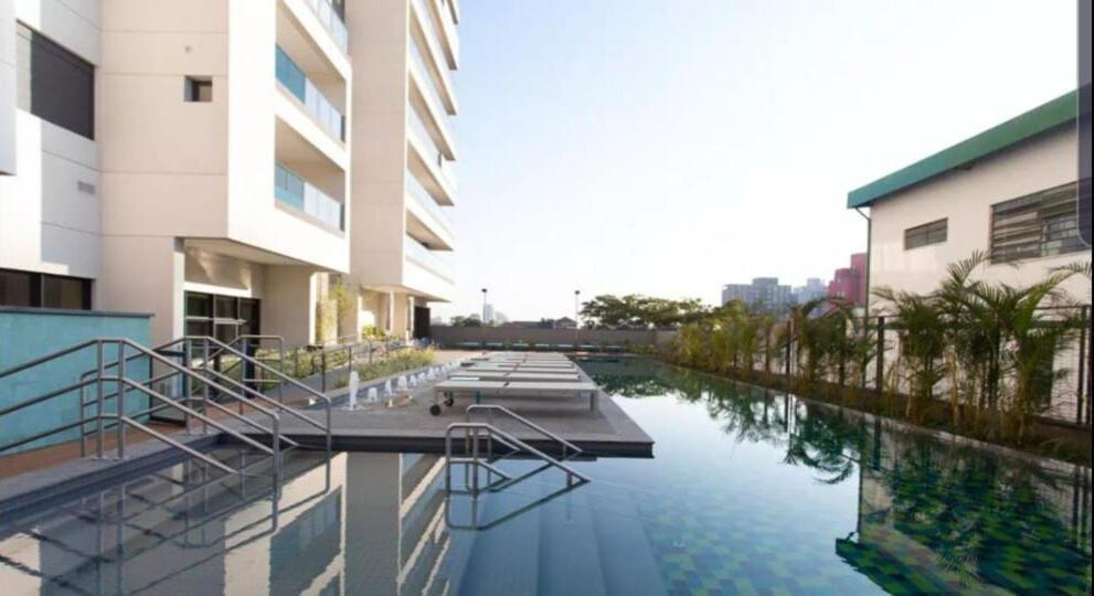 Apartamento Em Pinheiros Com Piscina Incrivel!