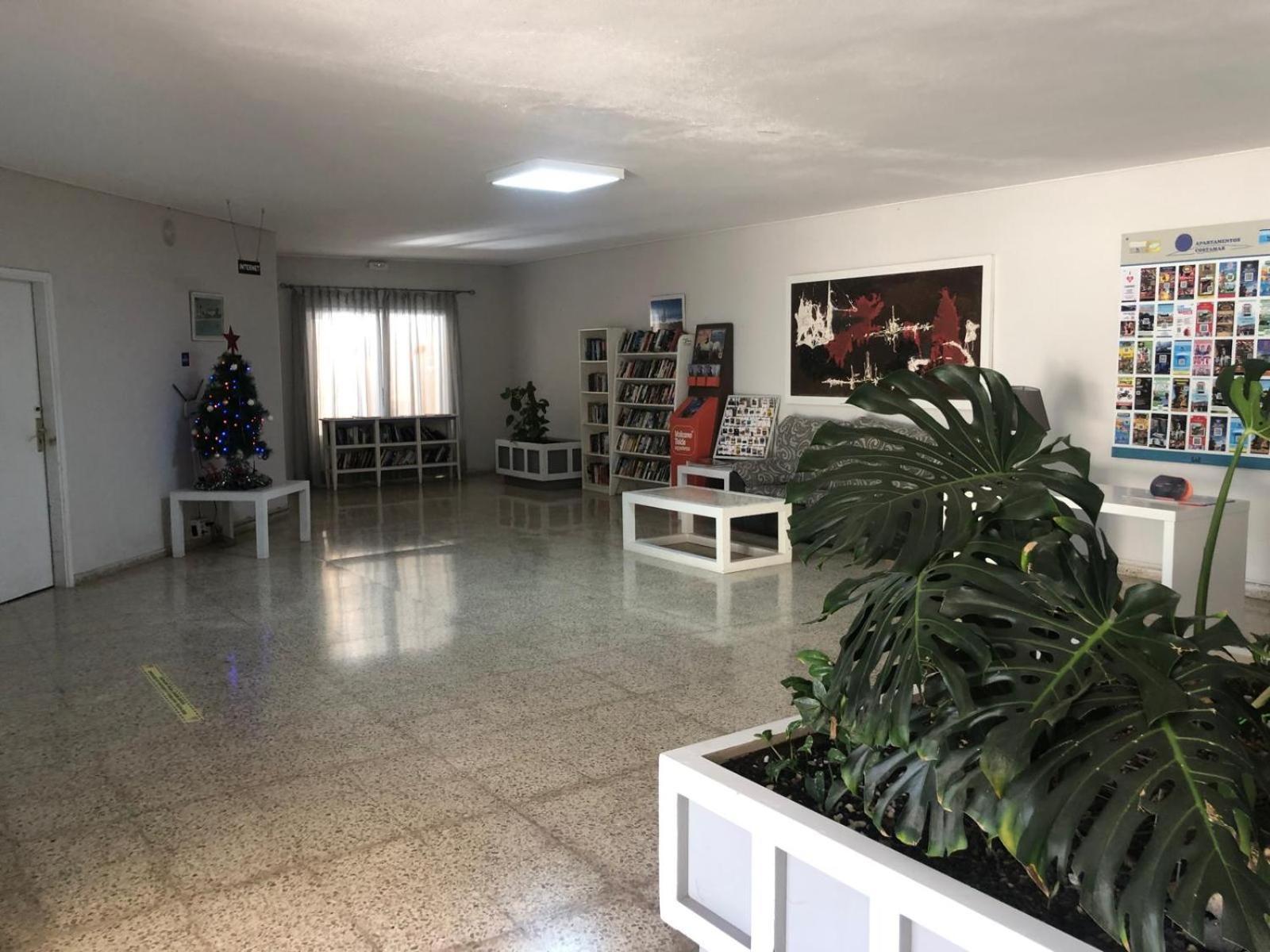 Apartamento Elegante Com Varanda E Otima Localizacao