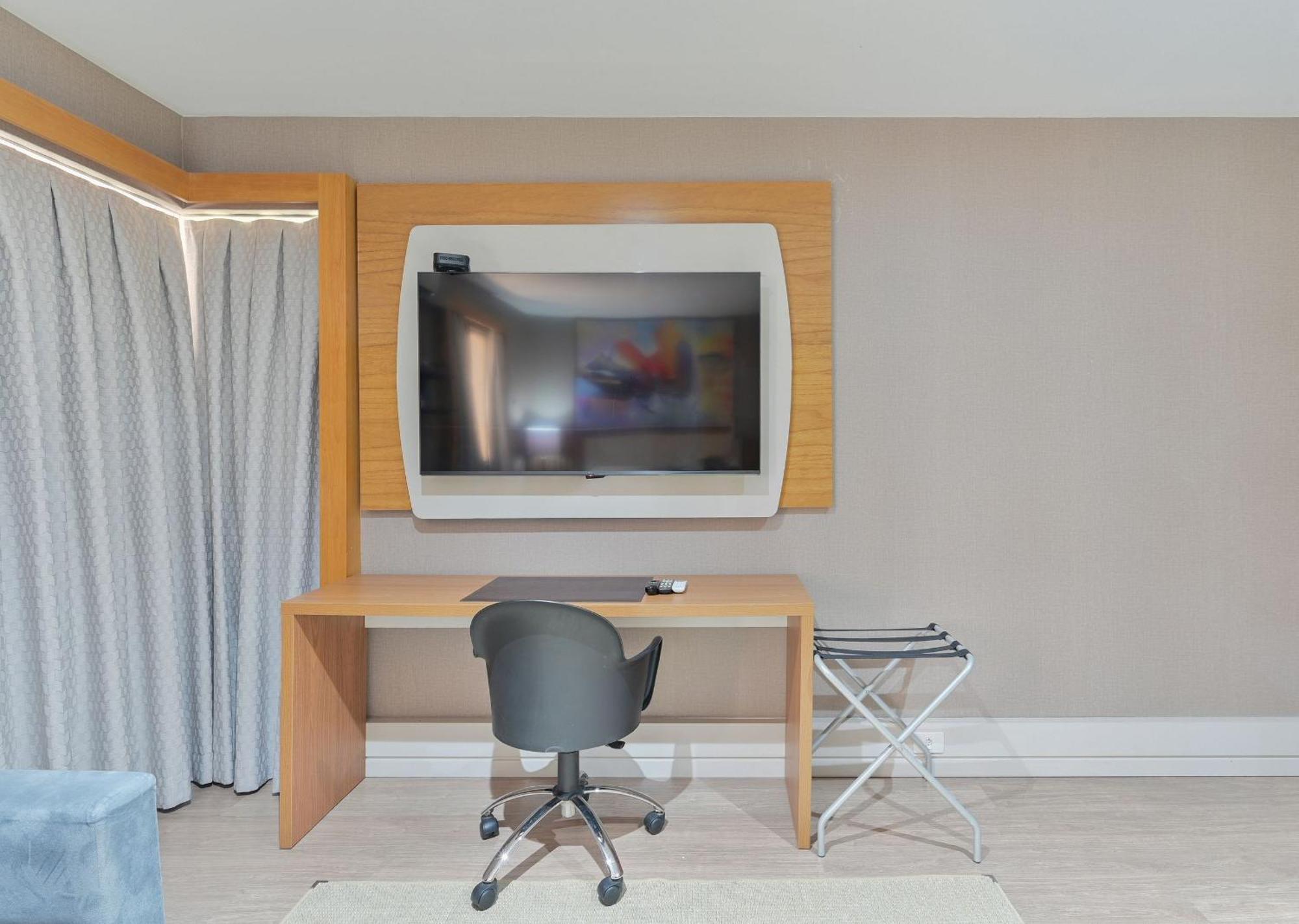 Apartamento 503 Flat Particular Dentro Do Transamerica Faria Lima + Sofa-cama!