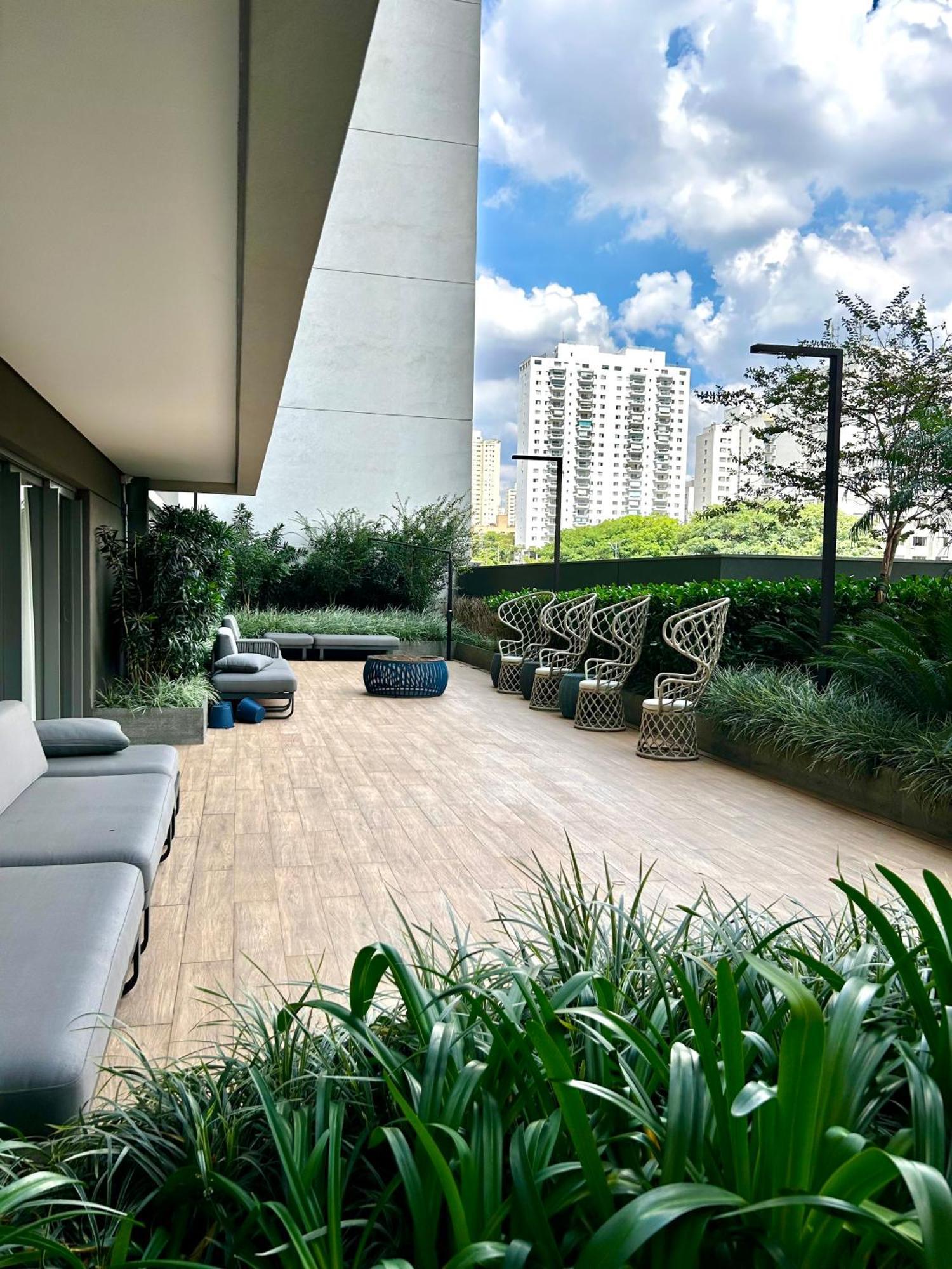 Em De Luxo-ar Condicinado-perto Do Aeroporto-parque Ibirapuera-metro-aacd-medplex-casv Apartamento *
