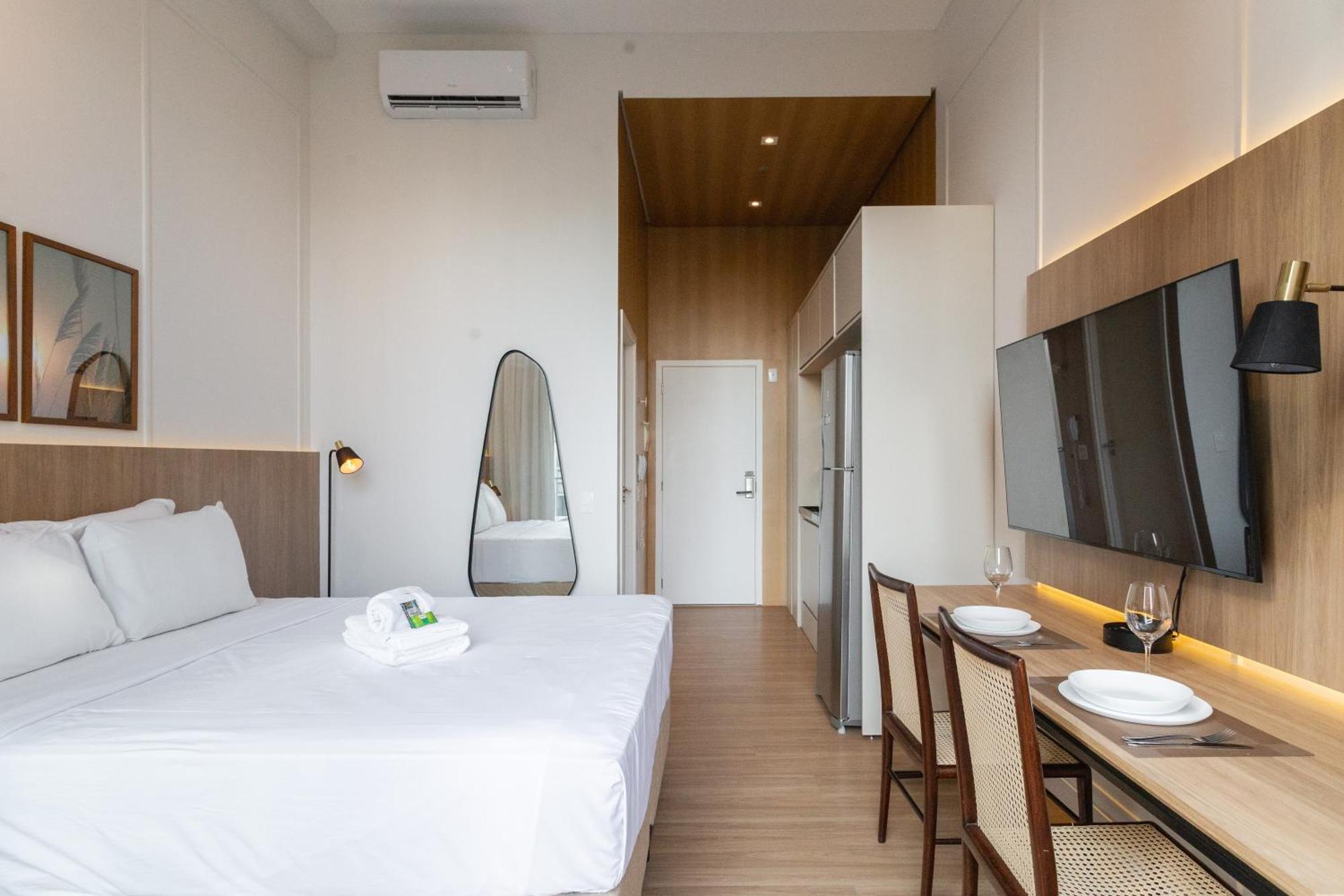 Apartamento Com Area De Lazer Na Oscar Freire *